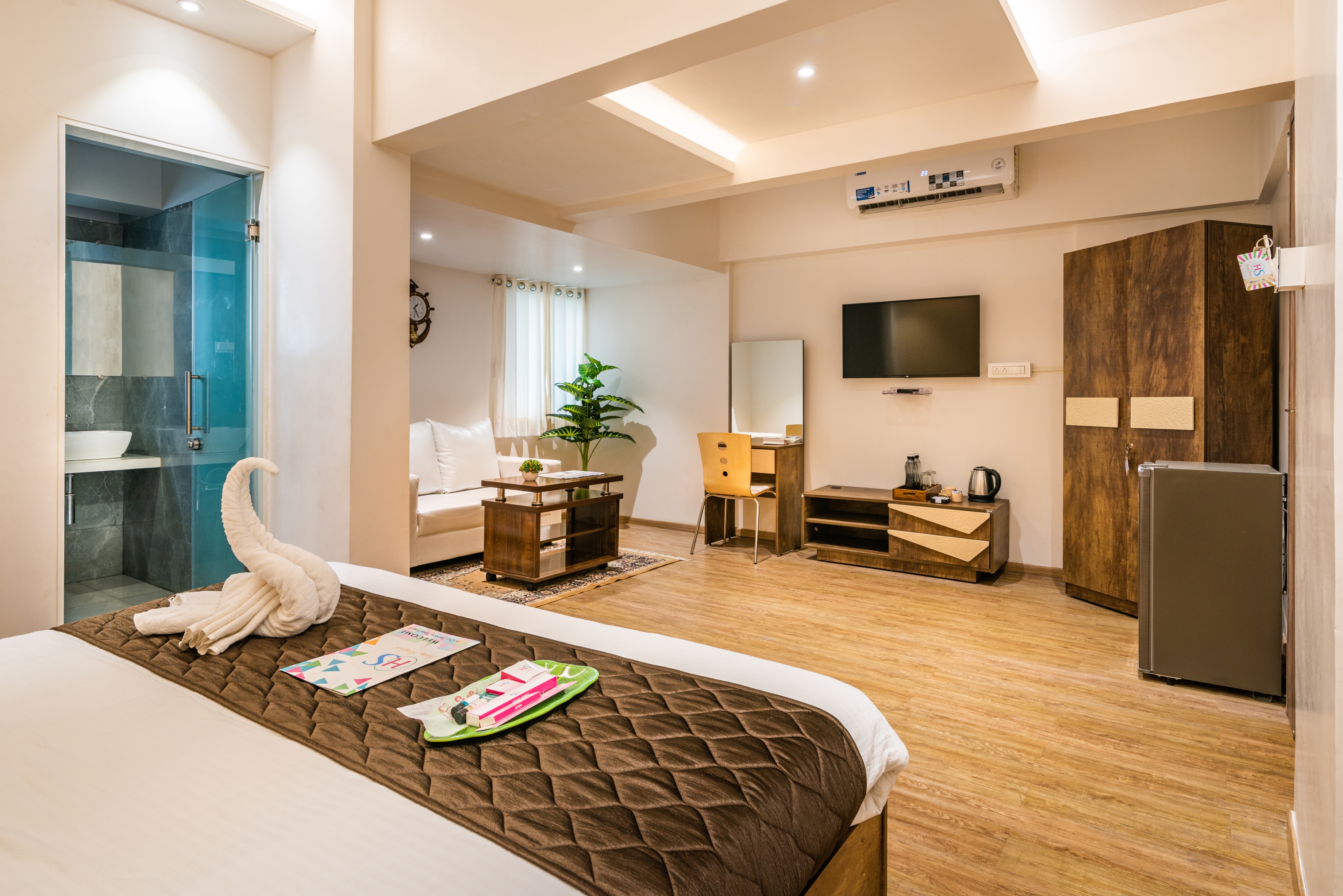 Deluxe Rooms @ Borivali East