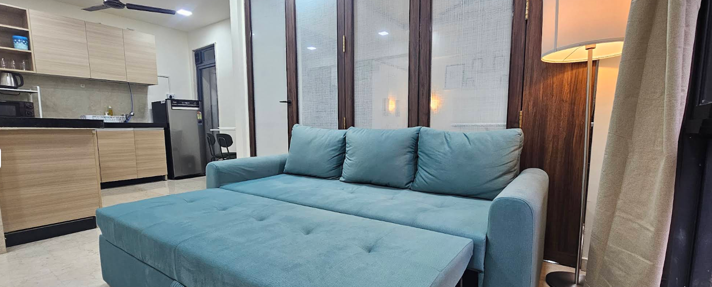 Refined 1 Bedroom Apartment near BKC