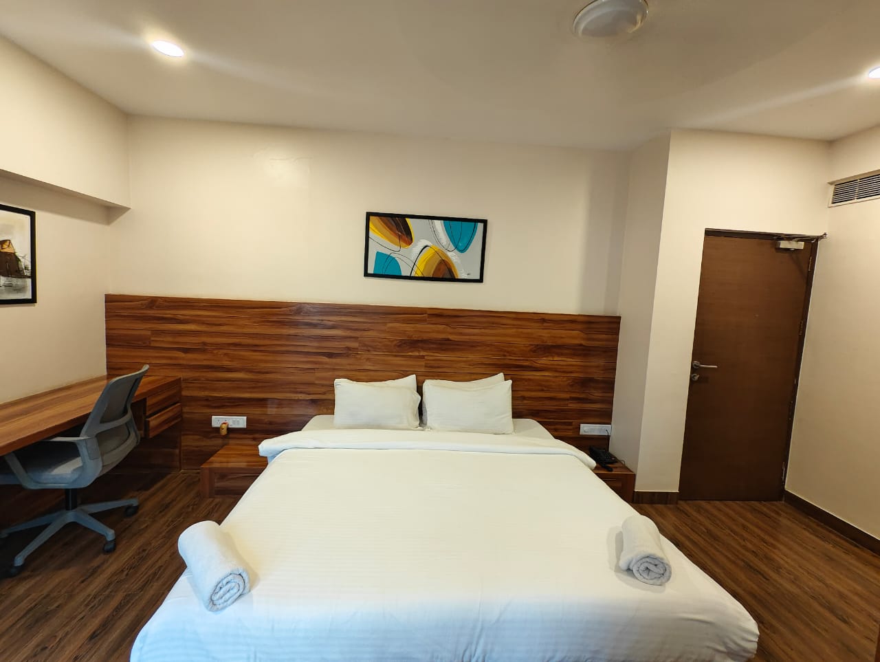 Corporate Studio Apartments in Baner