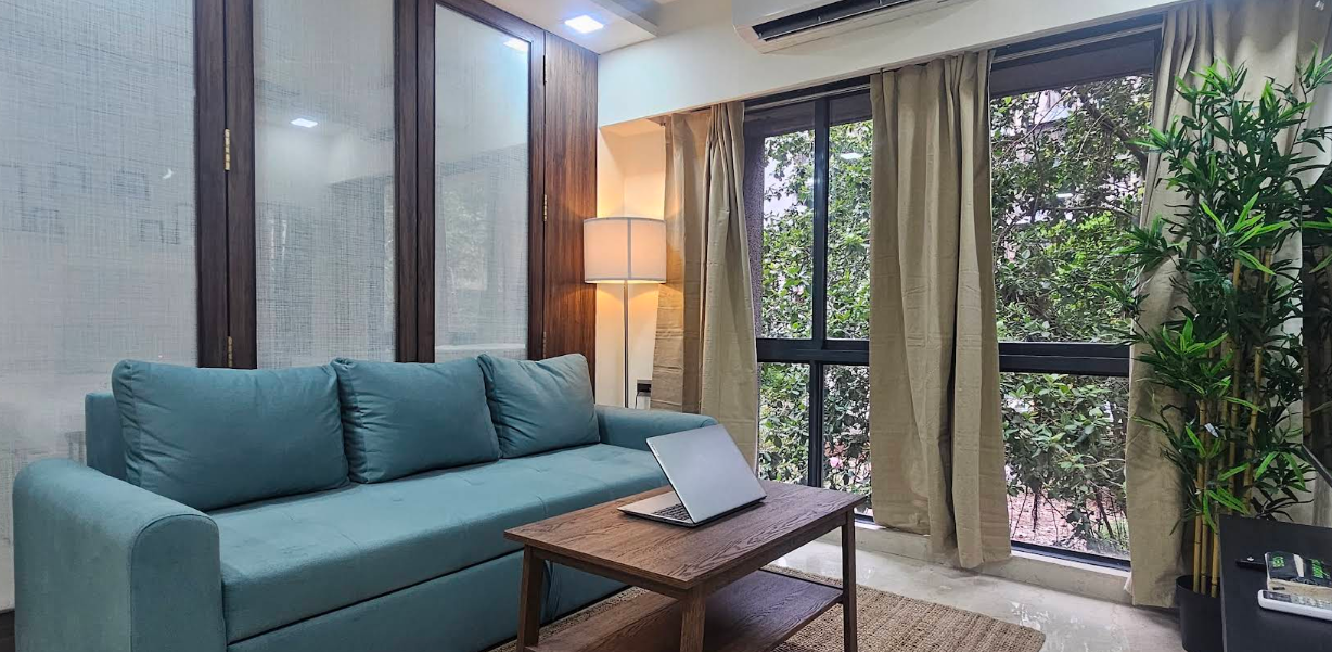 Refined 1 Bedroom Apartment near BKC