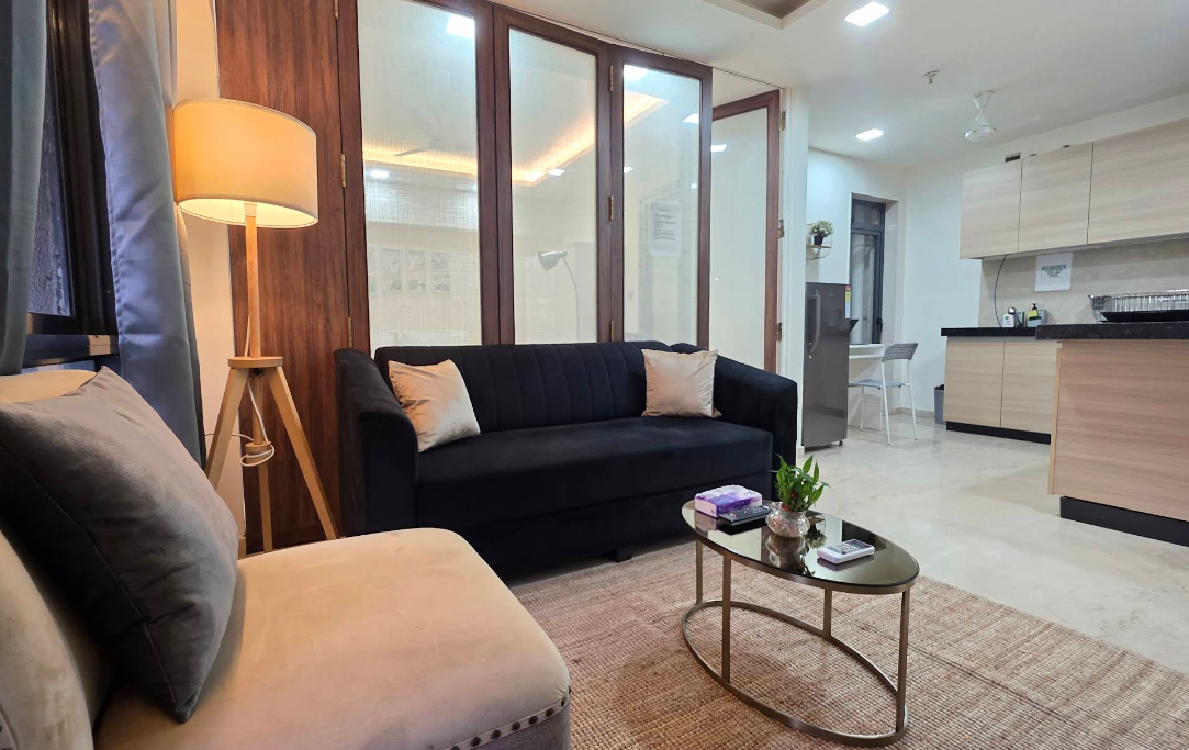 Refined 1 Bedroom Apartment near BKC