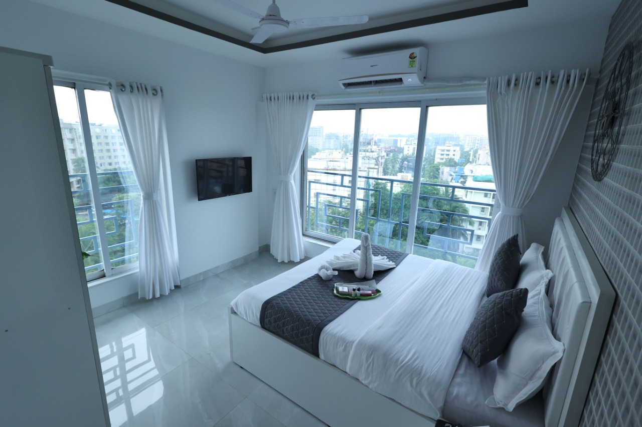 2 BR Homestsay in J B Nagar Andheri