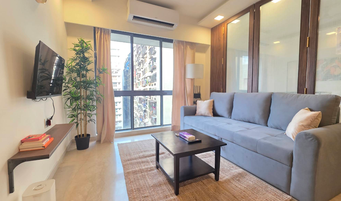 Refined 1 Bedroom Apartment near BKC