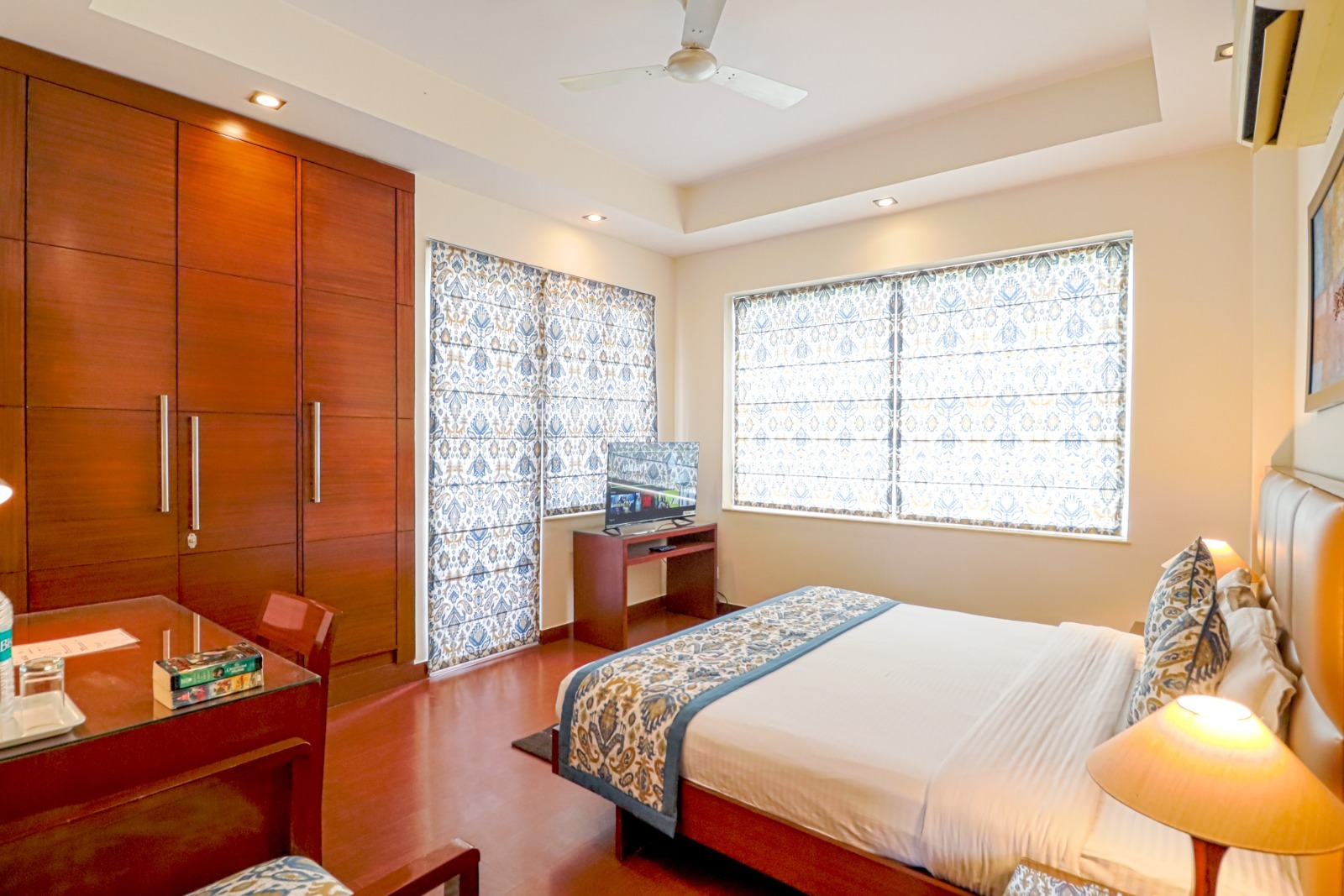 Aesthetic 2 Bedroom Apartment  
