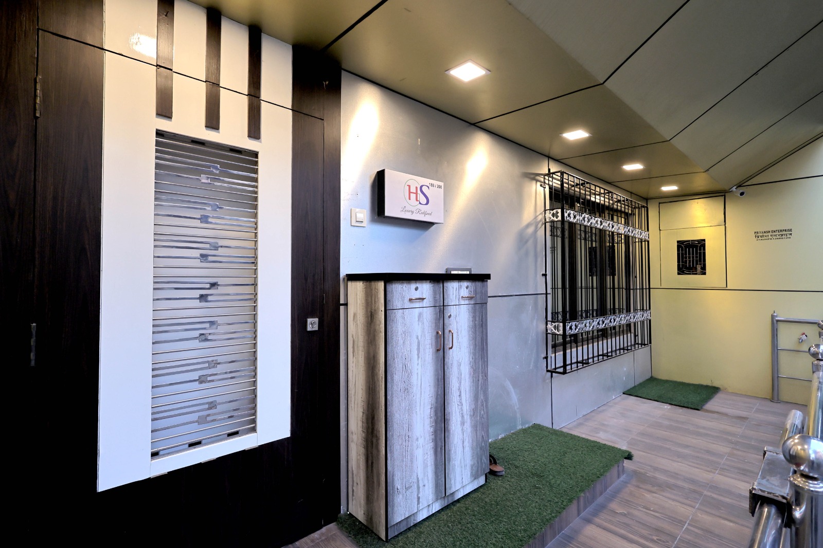 Luxurious 4 Bedroom Apartment in Gorai