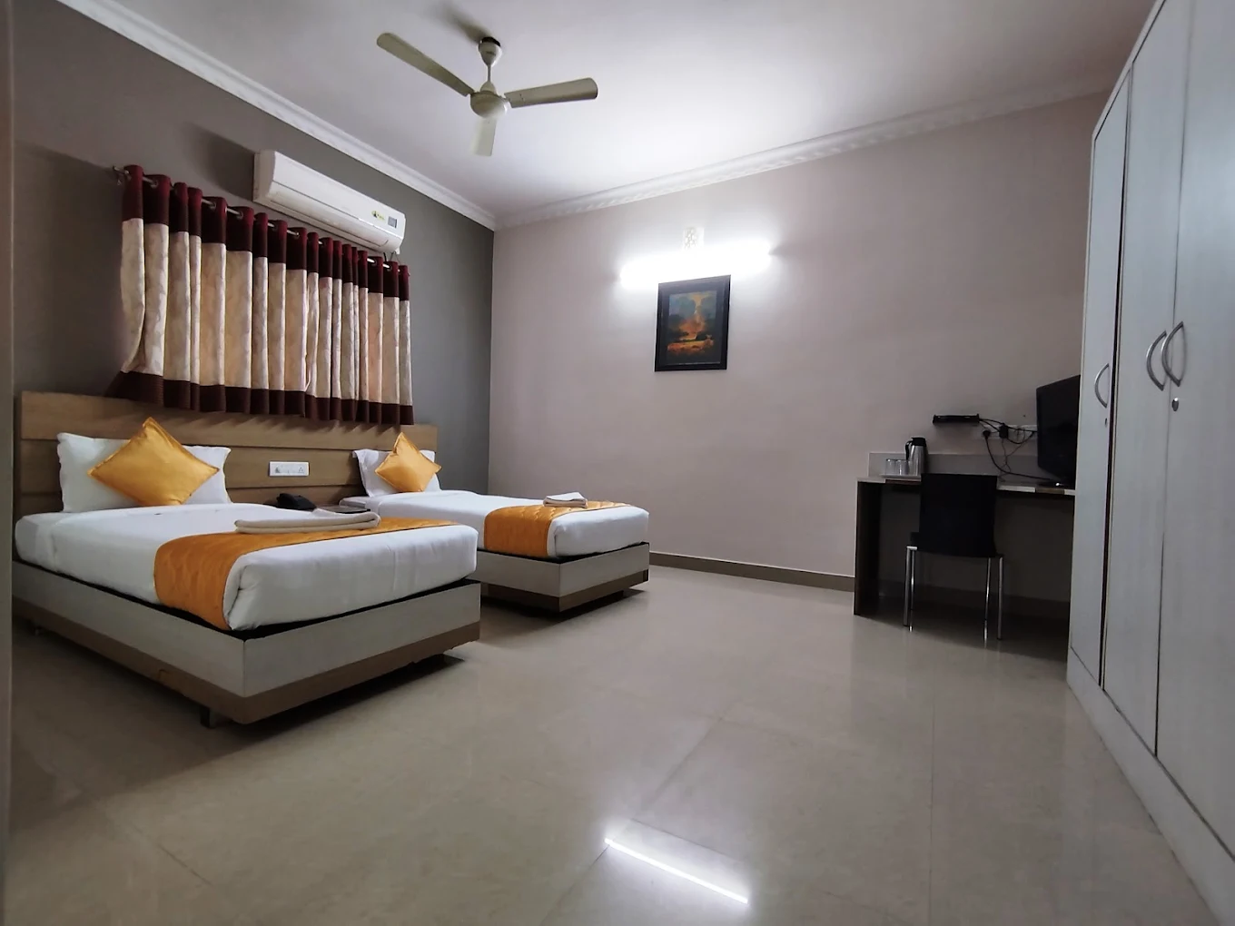 1 Bedroom Apartment near Inorbit Mall