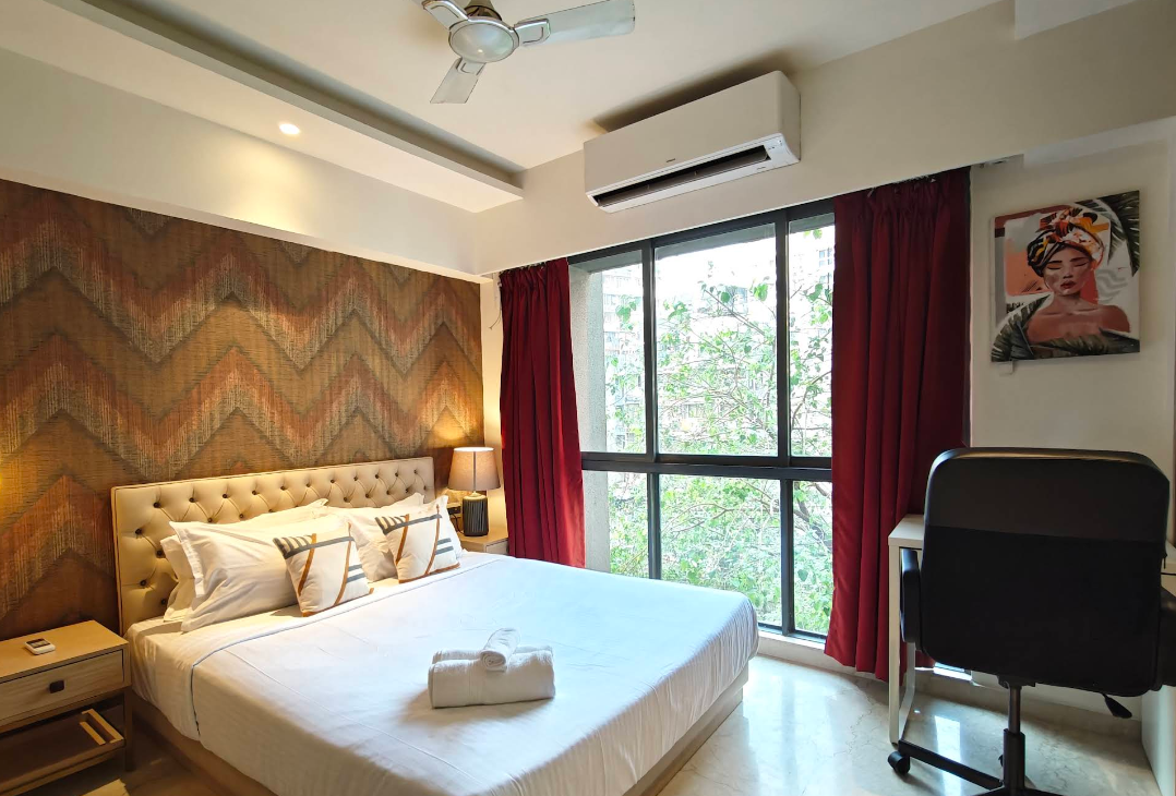 Refined 1 Bedroom Apartment near BKC