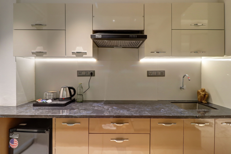 Fully Furnished 1 Bedroom Apartment