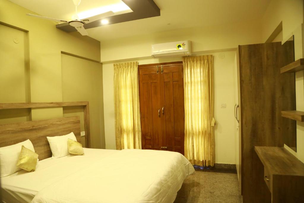 Executive Estates in BTM Layout