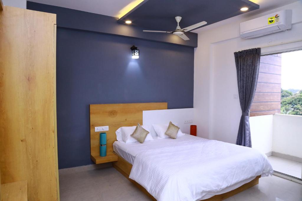 Executive Estates in BTM Layout