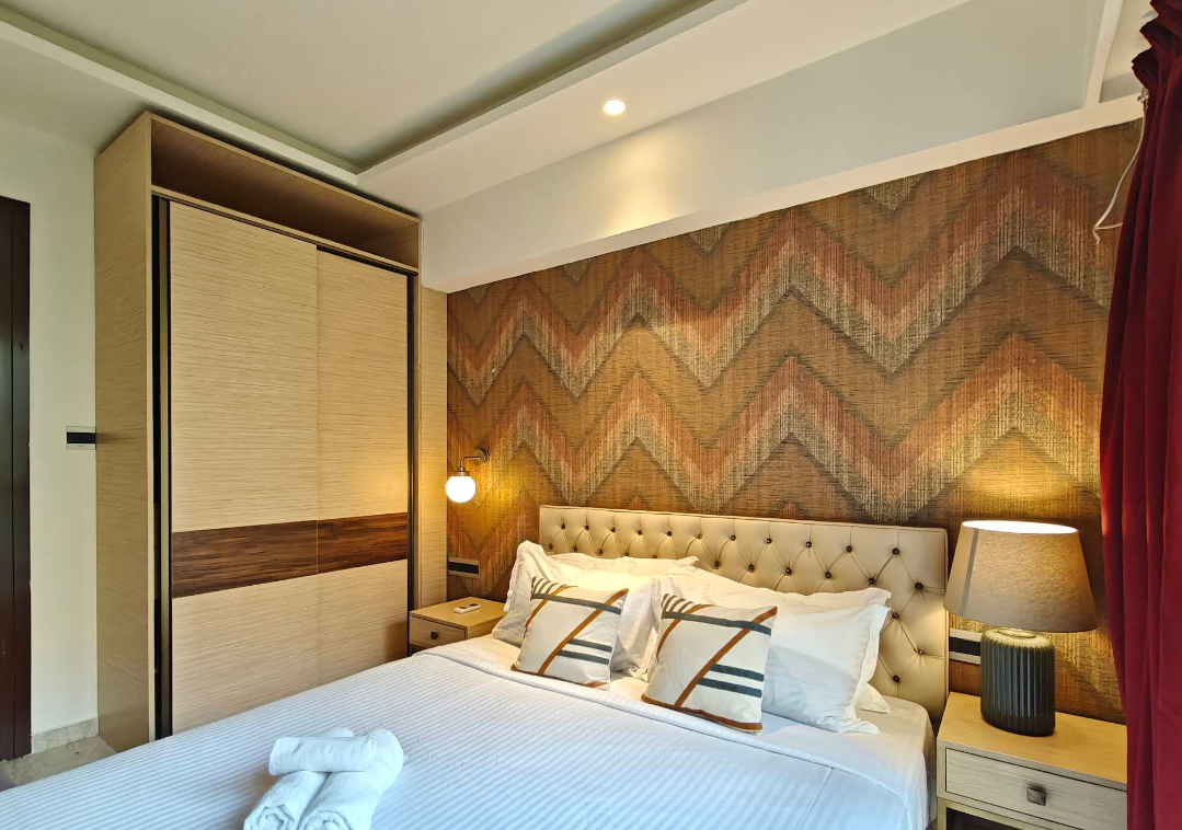 Refined 1 Bedroom Apartment near BKC