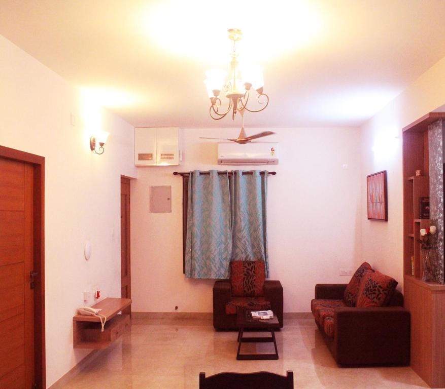 Elite 1 Bedroom Apartment in Adyar