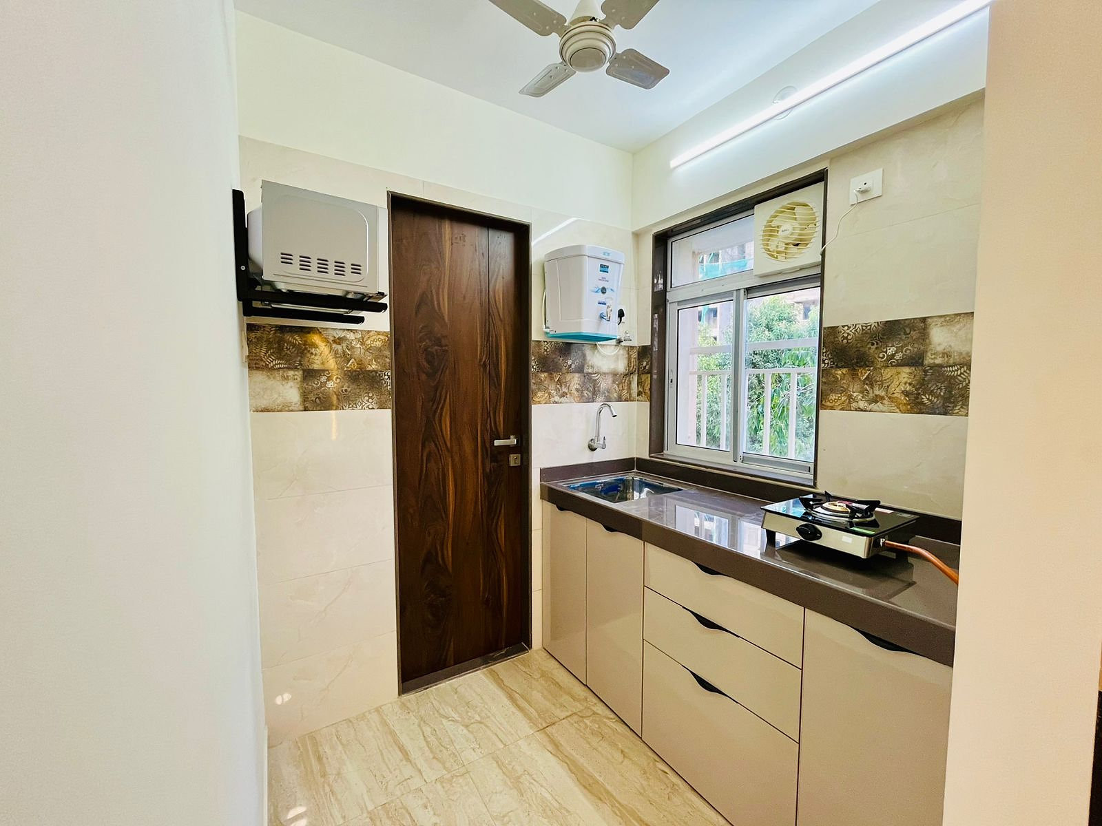 Spacious Serviced Apartments @ Malad West