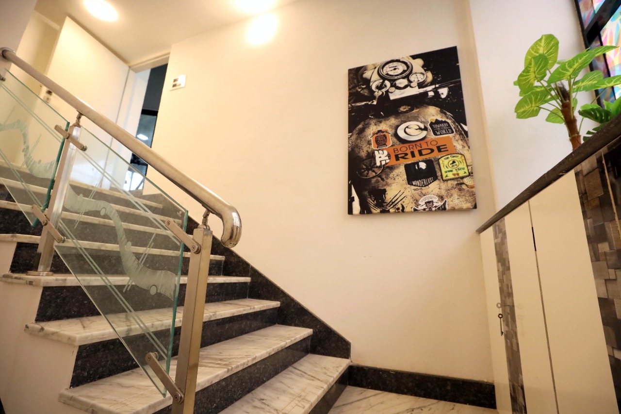 4 Bedroom Exotic Villa with Swimming Pool in Asha Nagar Kandivali