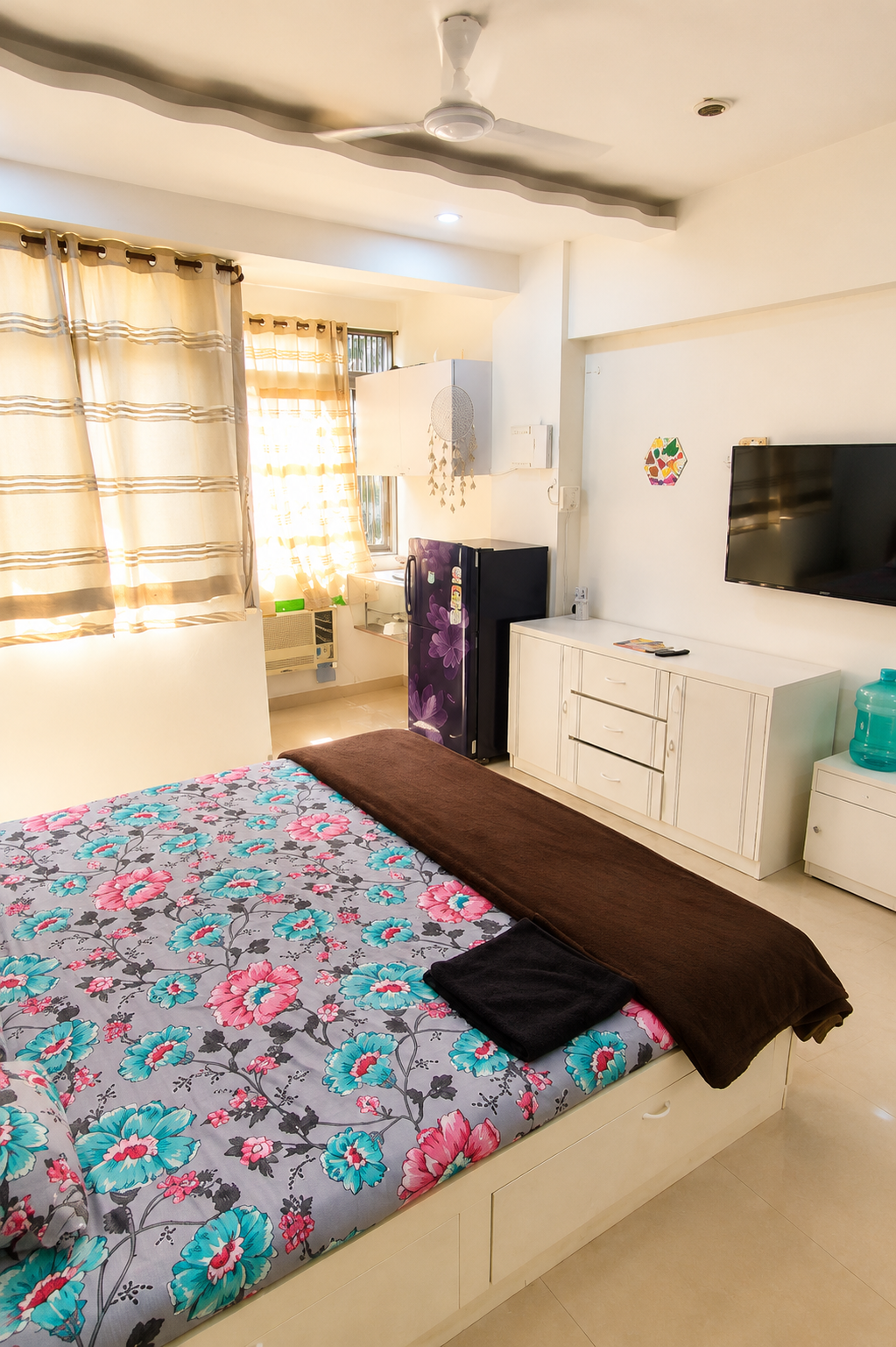 Premium Studio Apartment in Bandra West
