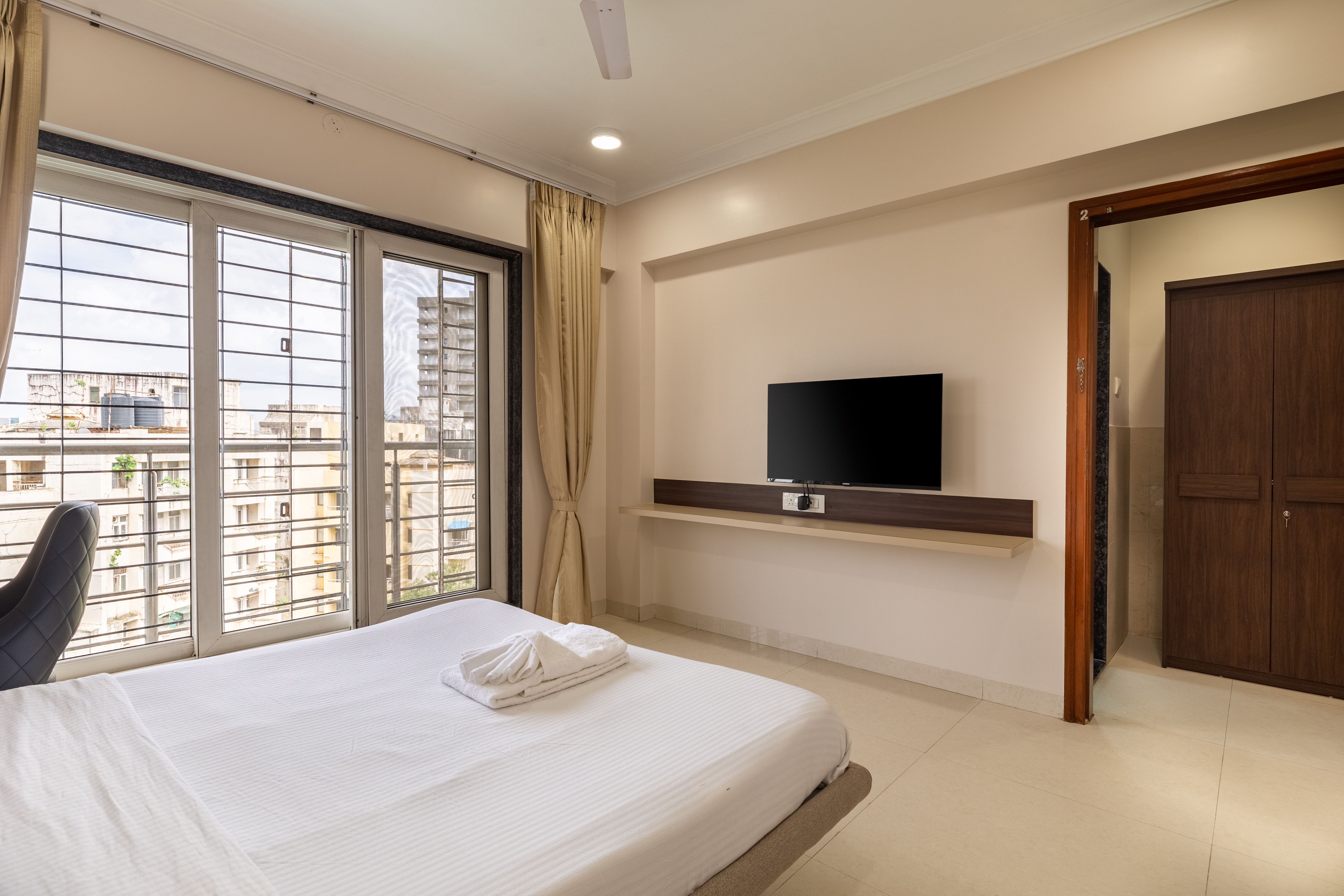 Premier 3 Bedroom Apartment in Kala Nagar