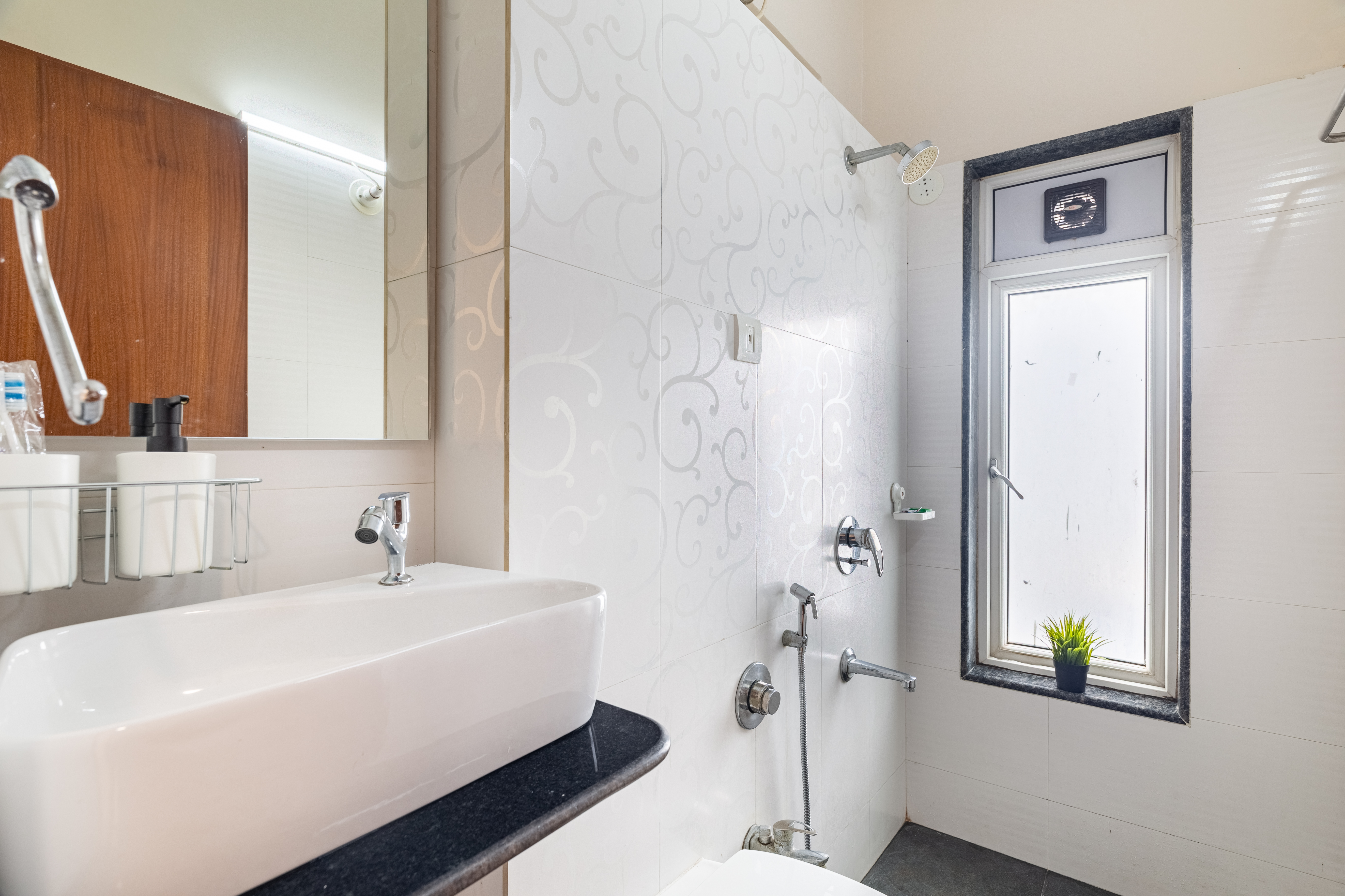 Premier 3 Bedroom Apartment in Kala Nagar