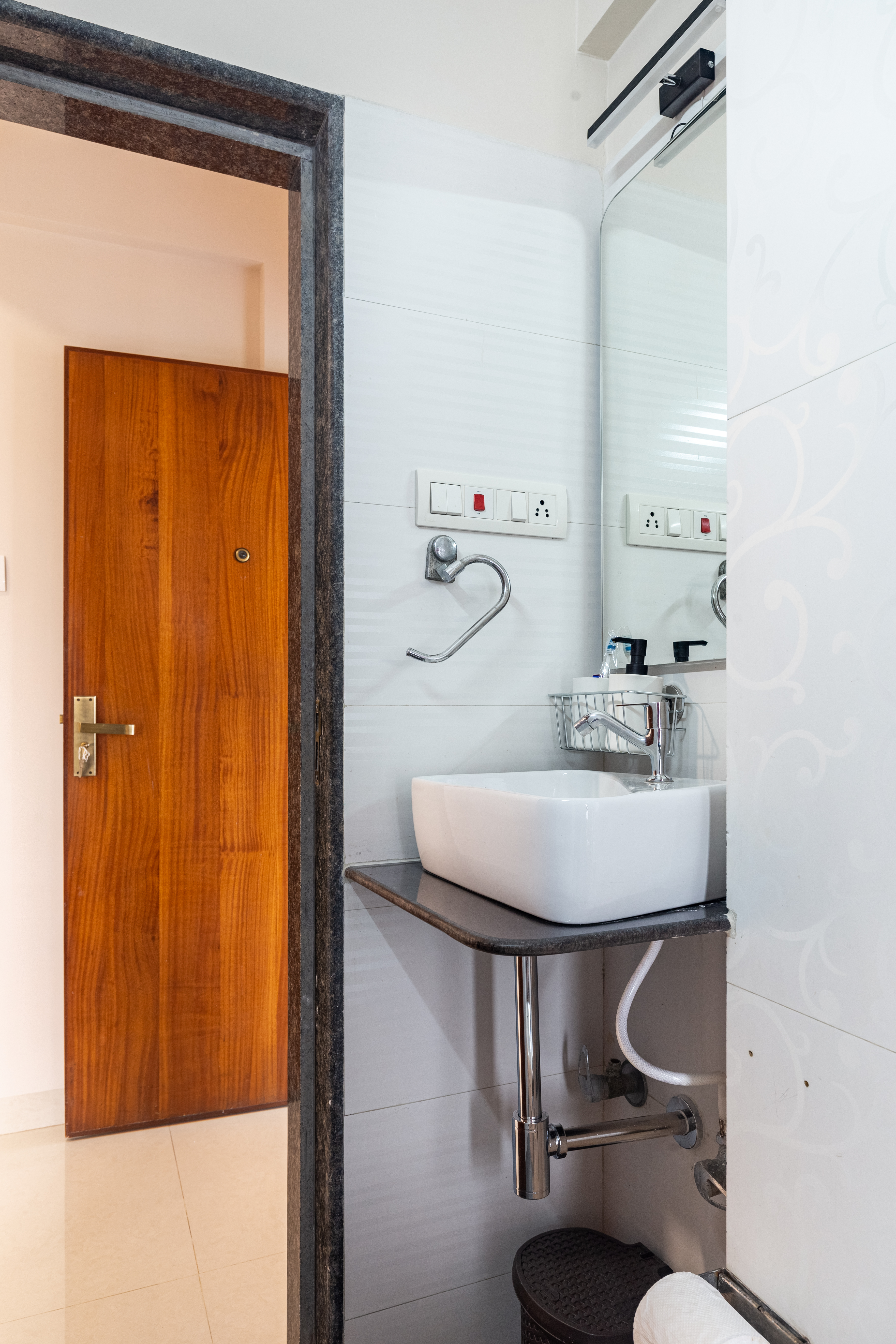 Premier 3 Bedroom Apartment in Kala Nagar