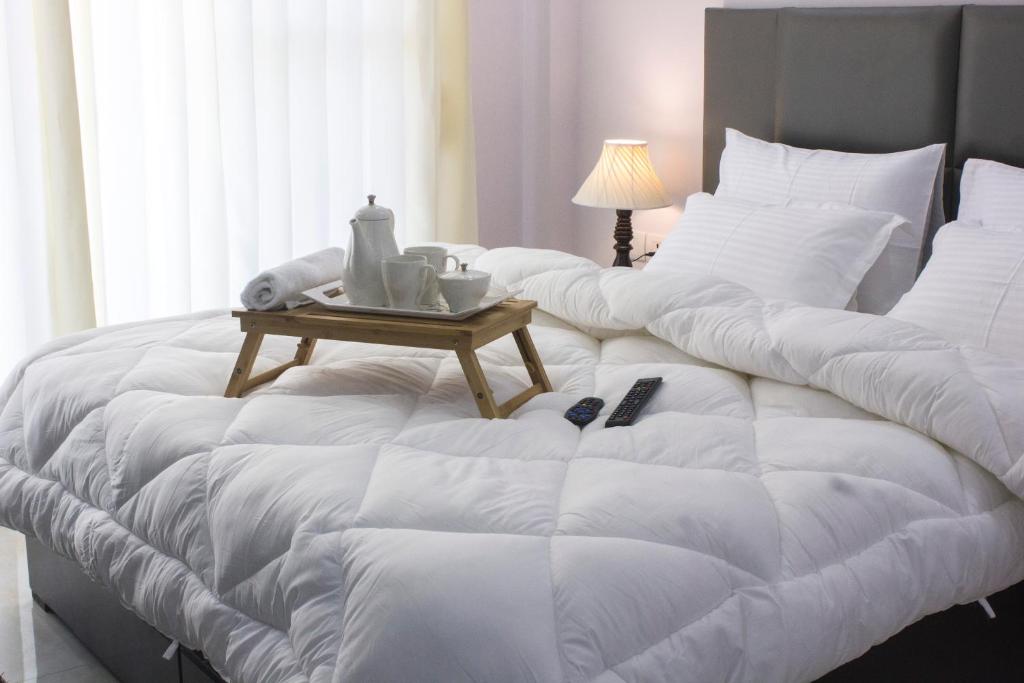 Premium 2 Bedrooms Serviced Apartment