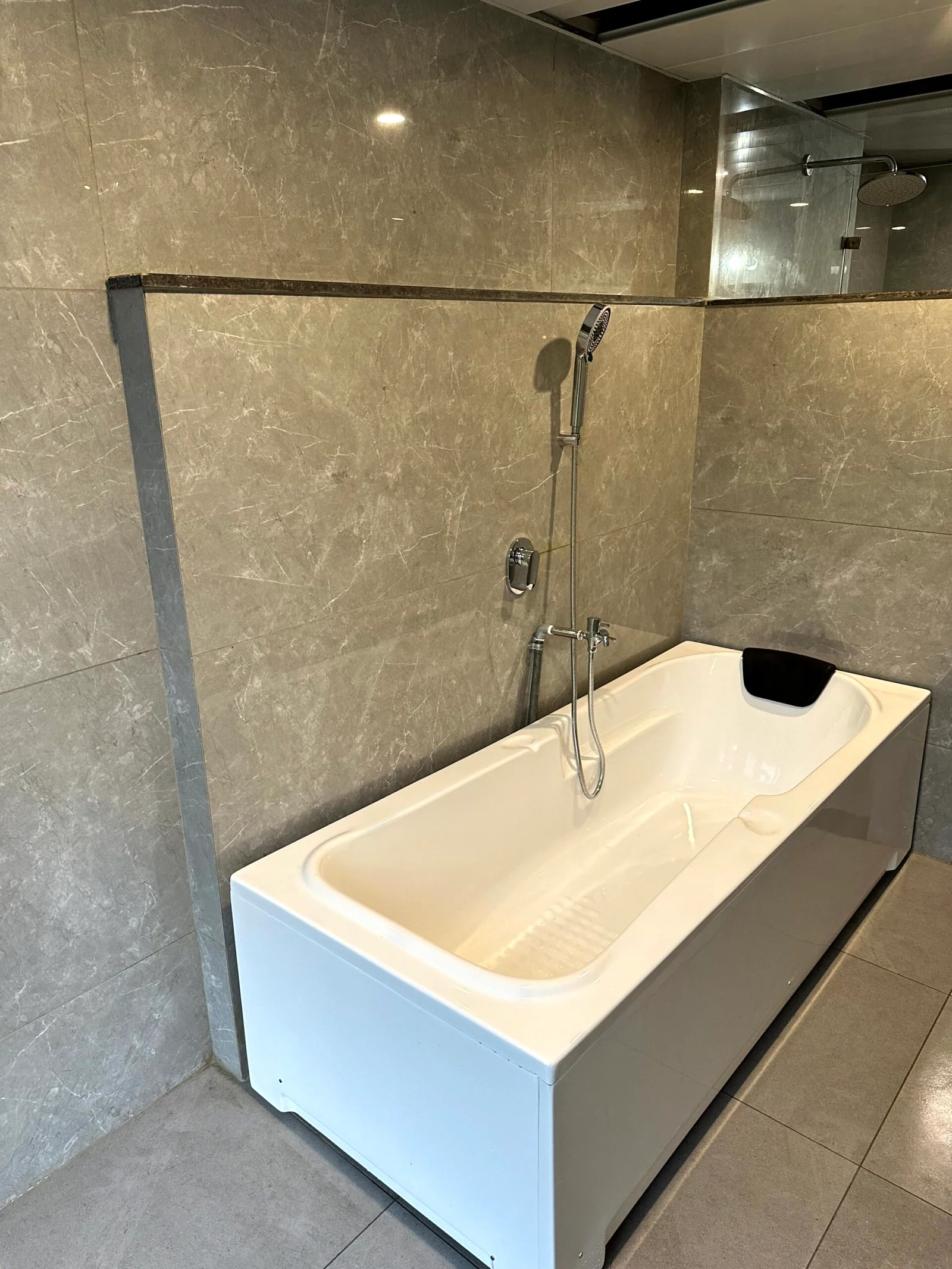 Studio Apt with Bathtub near Pashan Sus Road
