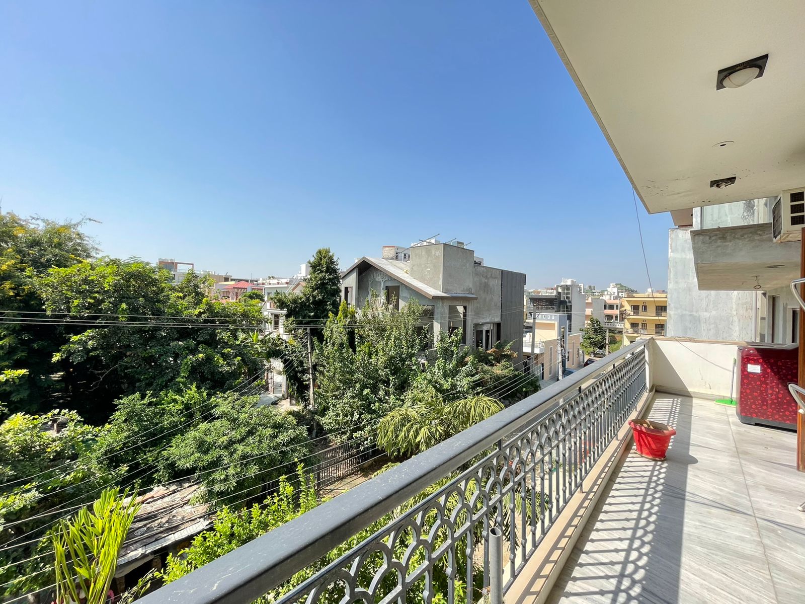 Posh Serviced Apartments in Uday Nagar