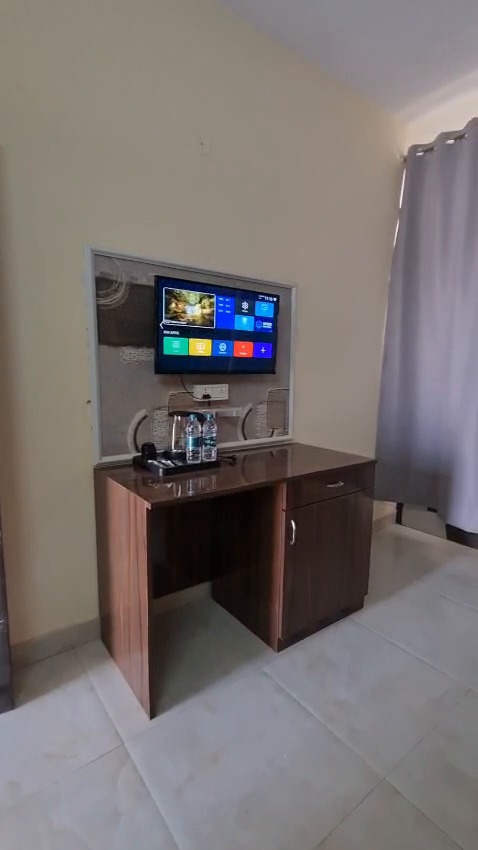 Deluxe Serviced Apartments in Sector 72