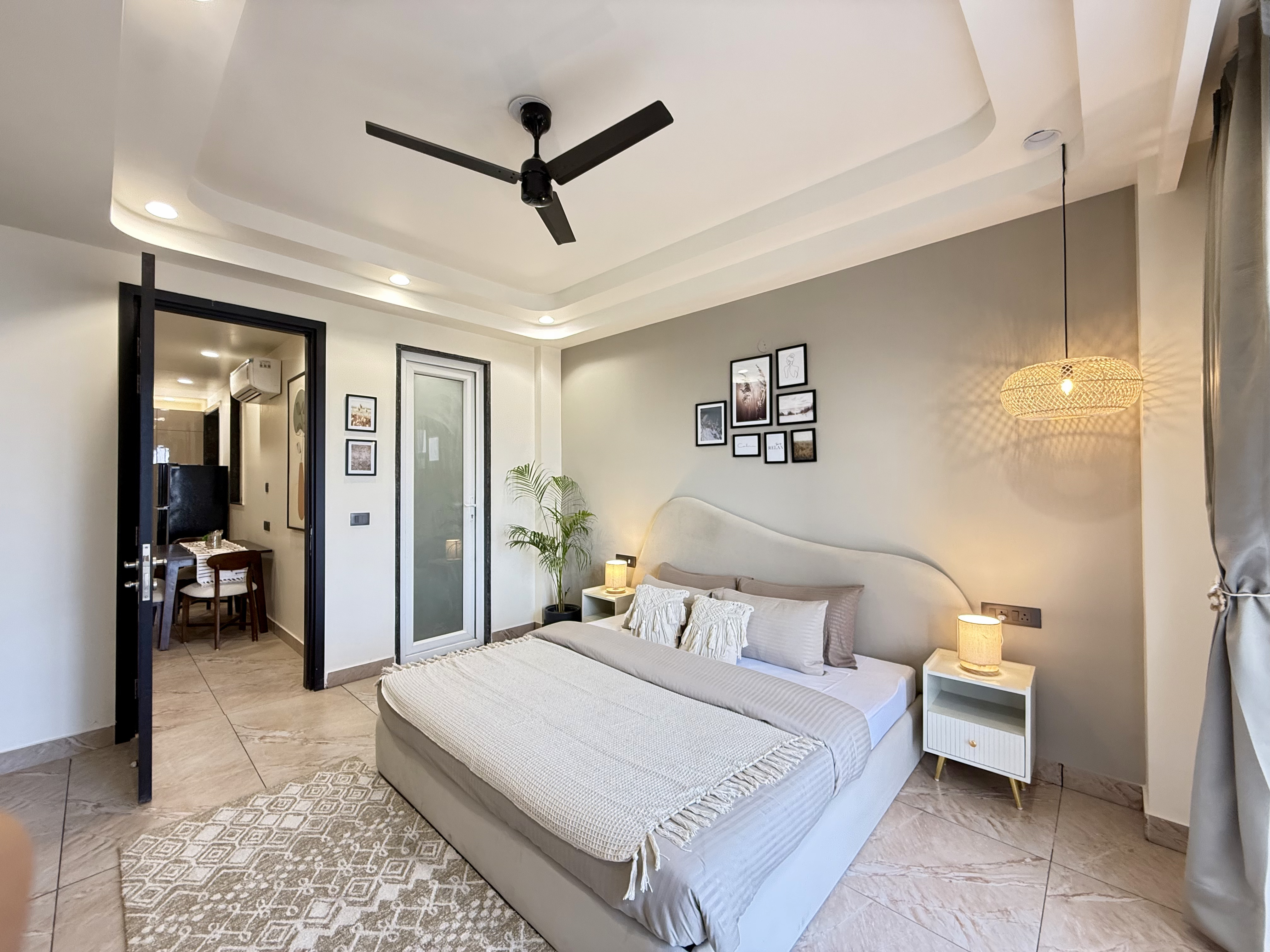 Refined 1 Bedroom Apartment in DLF Cyber City
