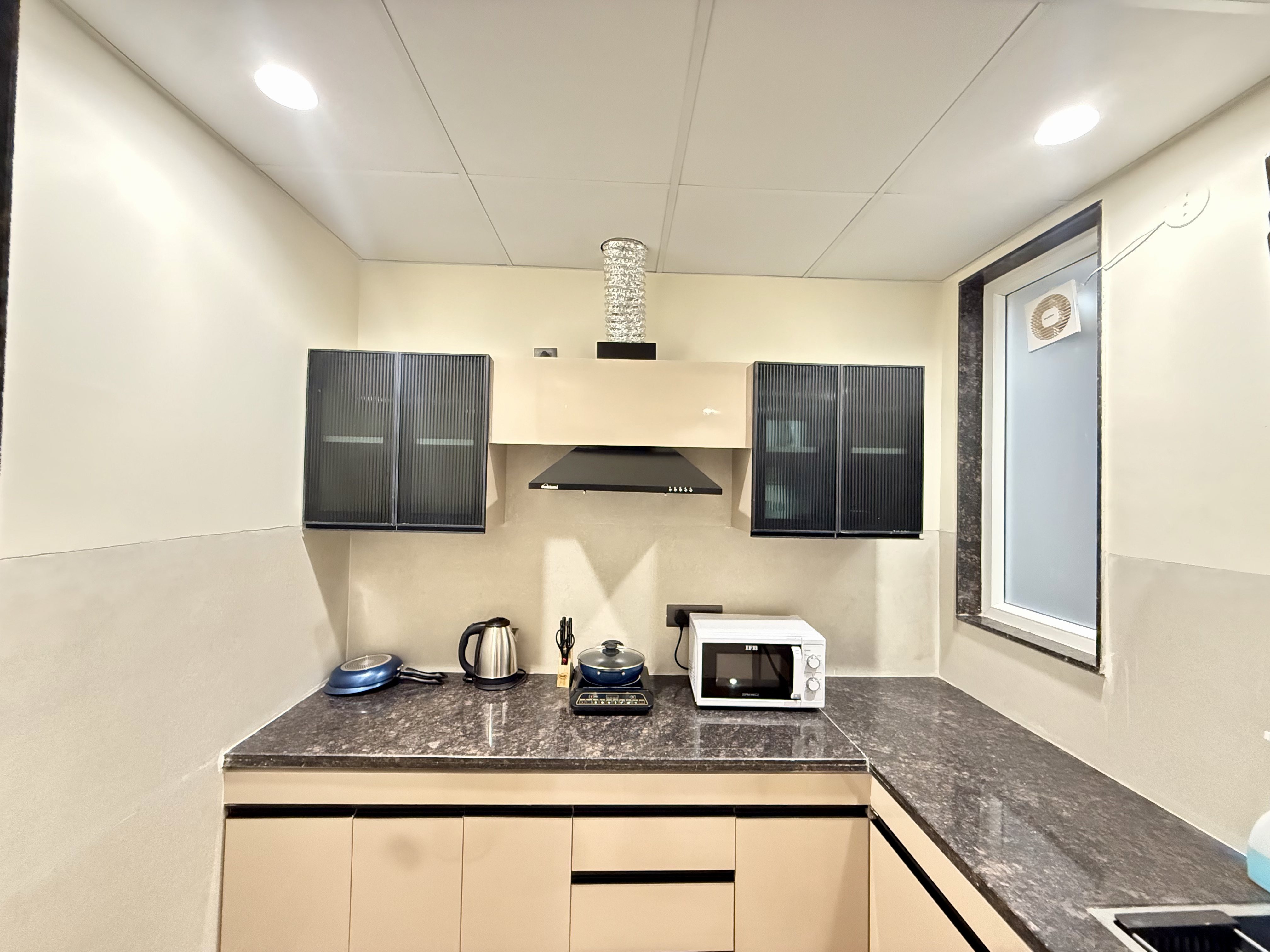 Refined 1 Bedroom Apartment in DLF Cyber City