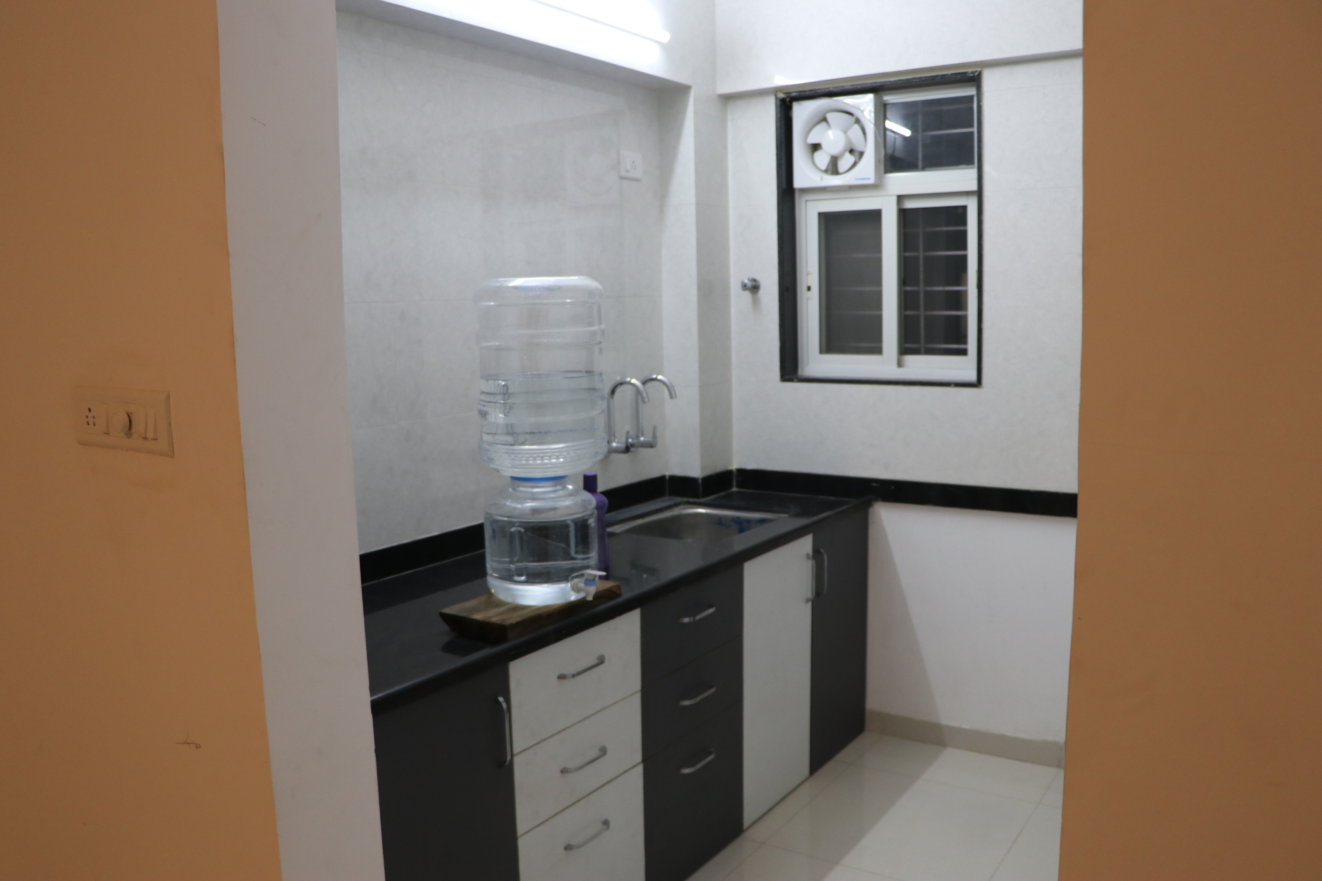 Grand Estate Apartment in Baner