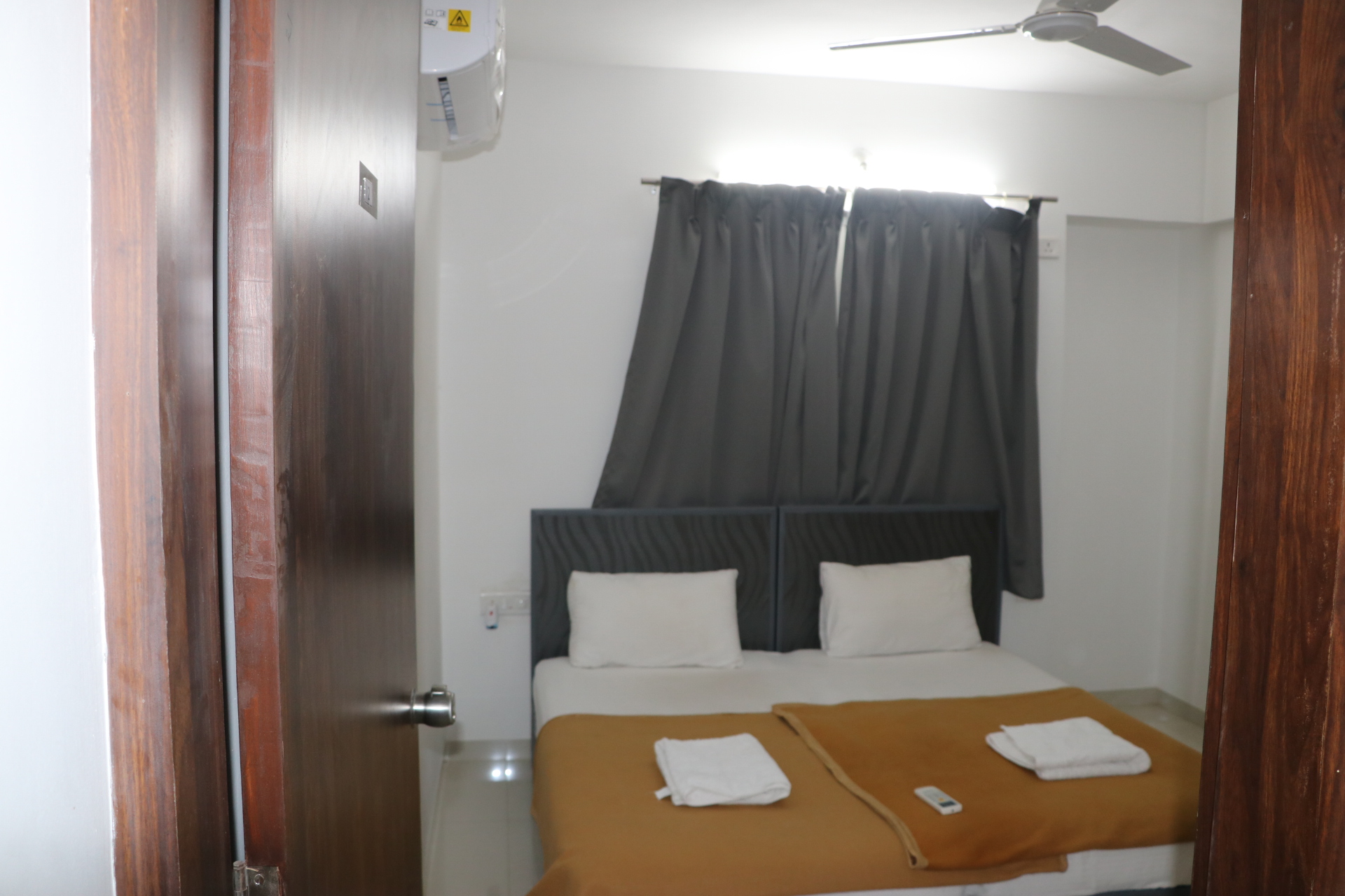 Grand Estate Apartment in Baner