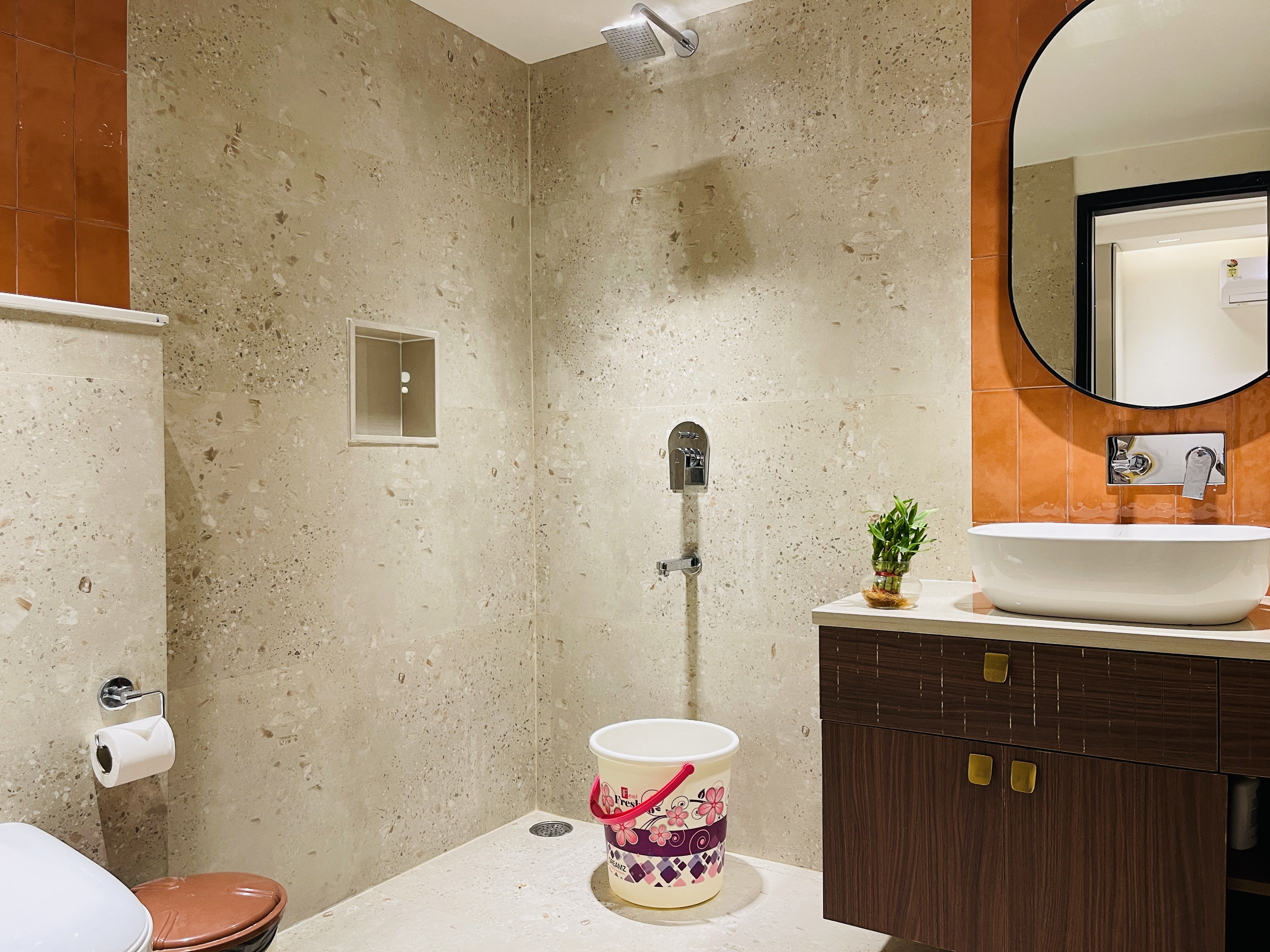 MutliSharing Apartment in Saket