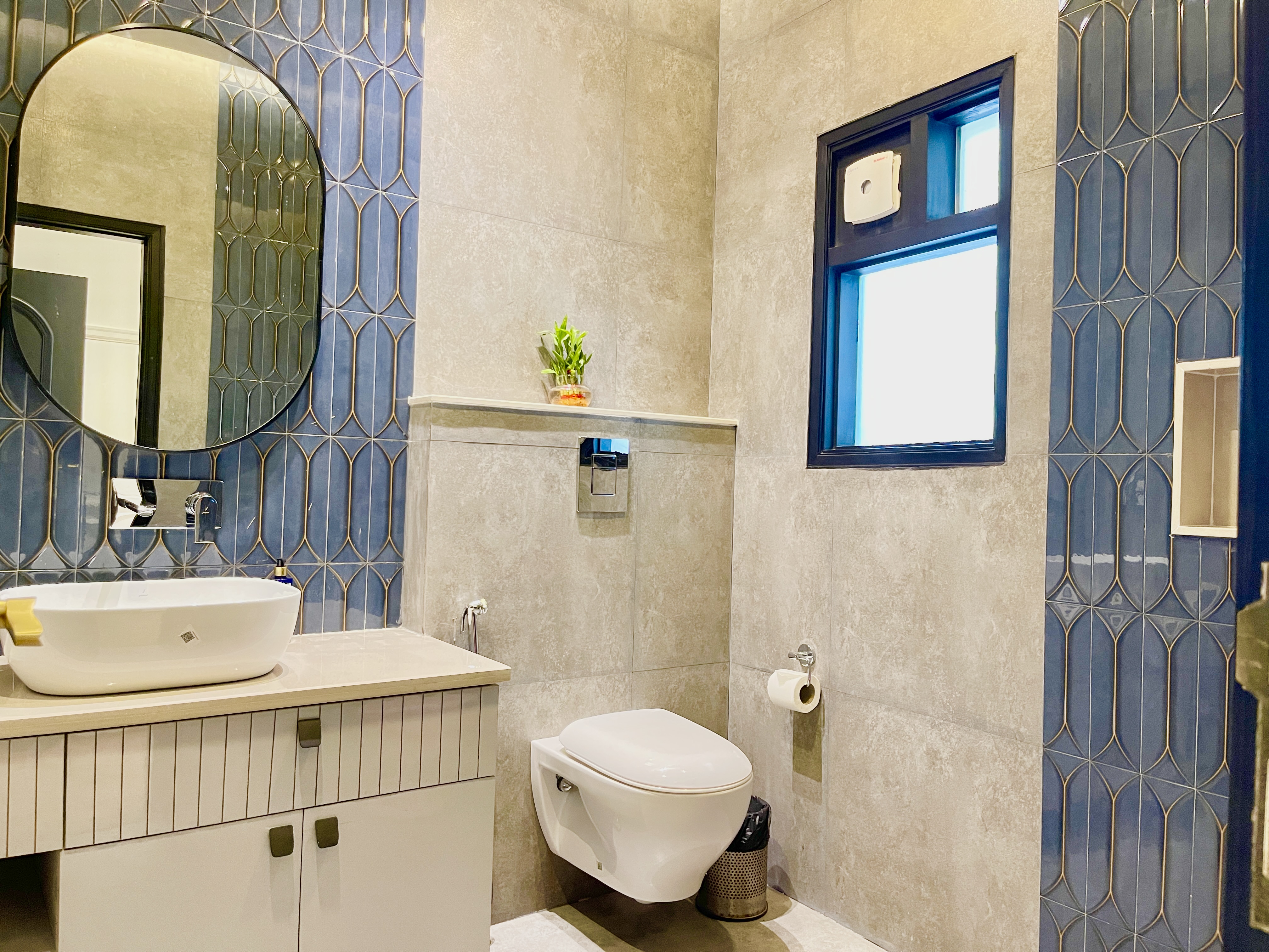 MutliSharing Apartment in Saket