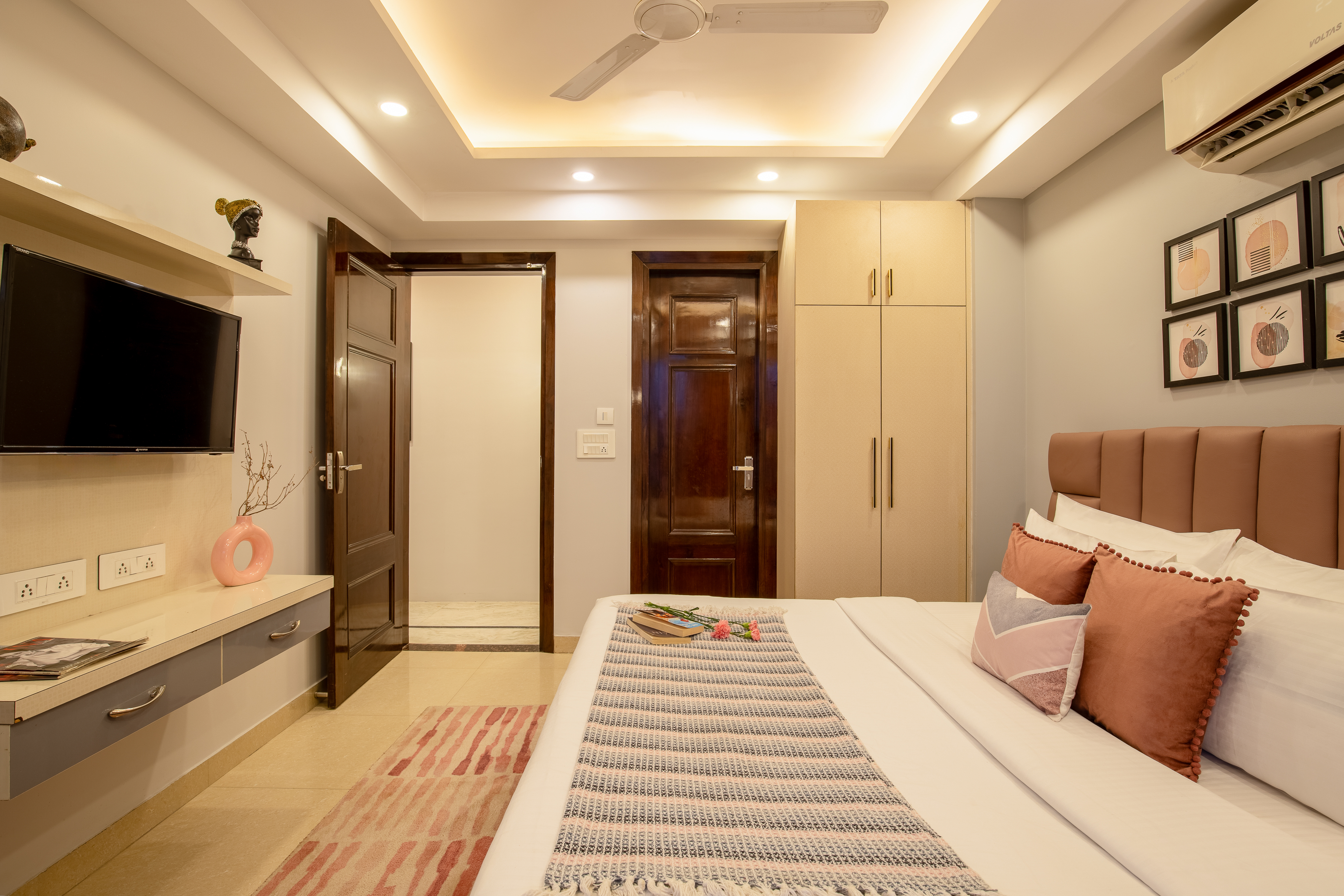 Corporate Residences near Medanta Medicity Hospital