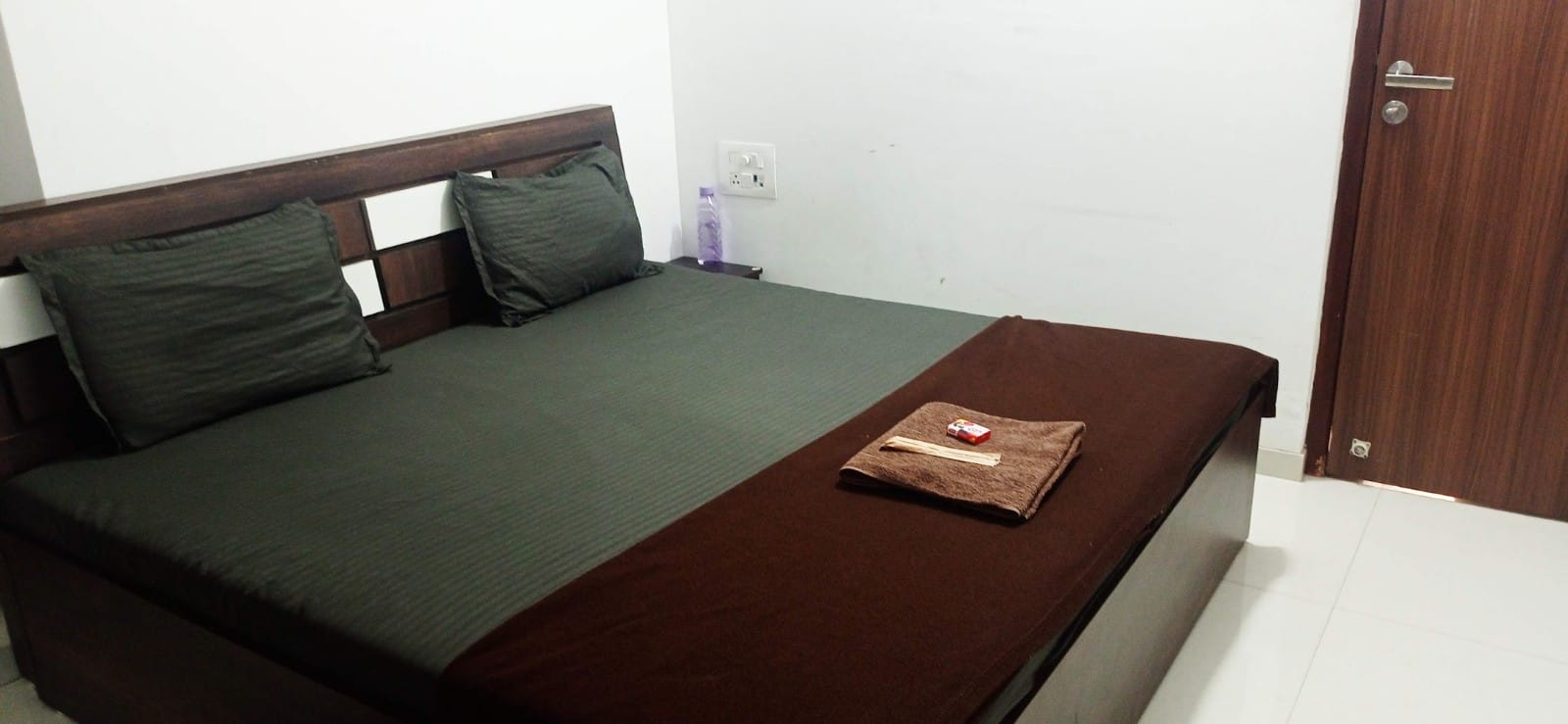 Modern 3 Bedroom Apartment in Thane West