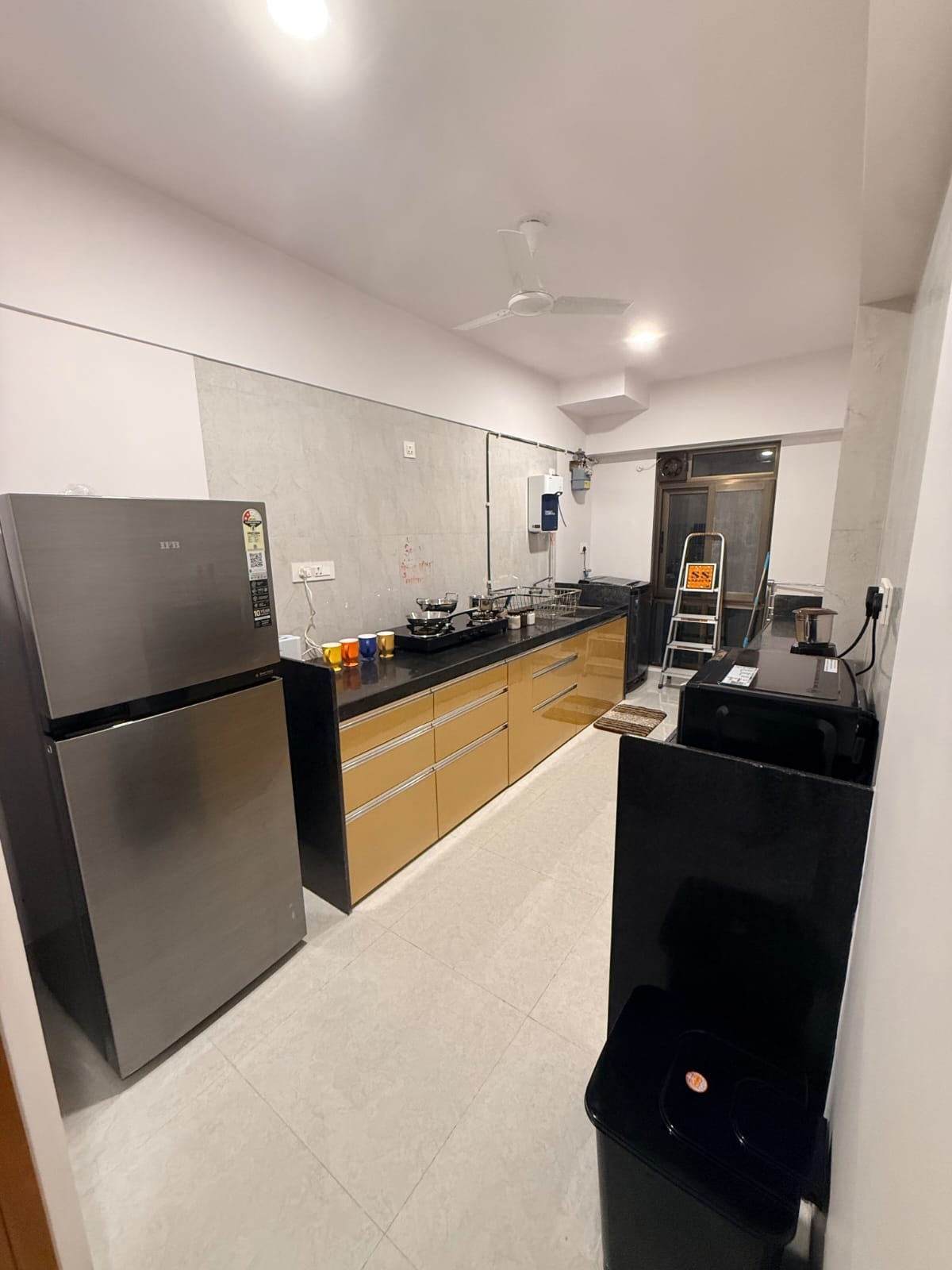 Elegant 2 BR Apartment @ Vakola