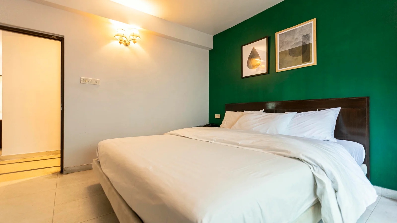 2 Bedroom Serviced Apartment in Bhowanipore