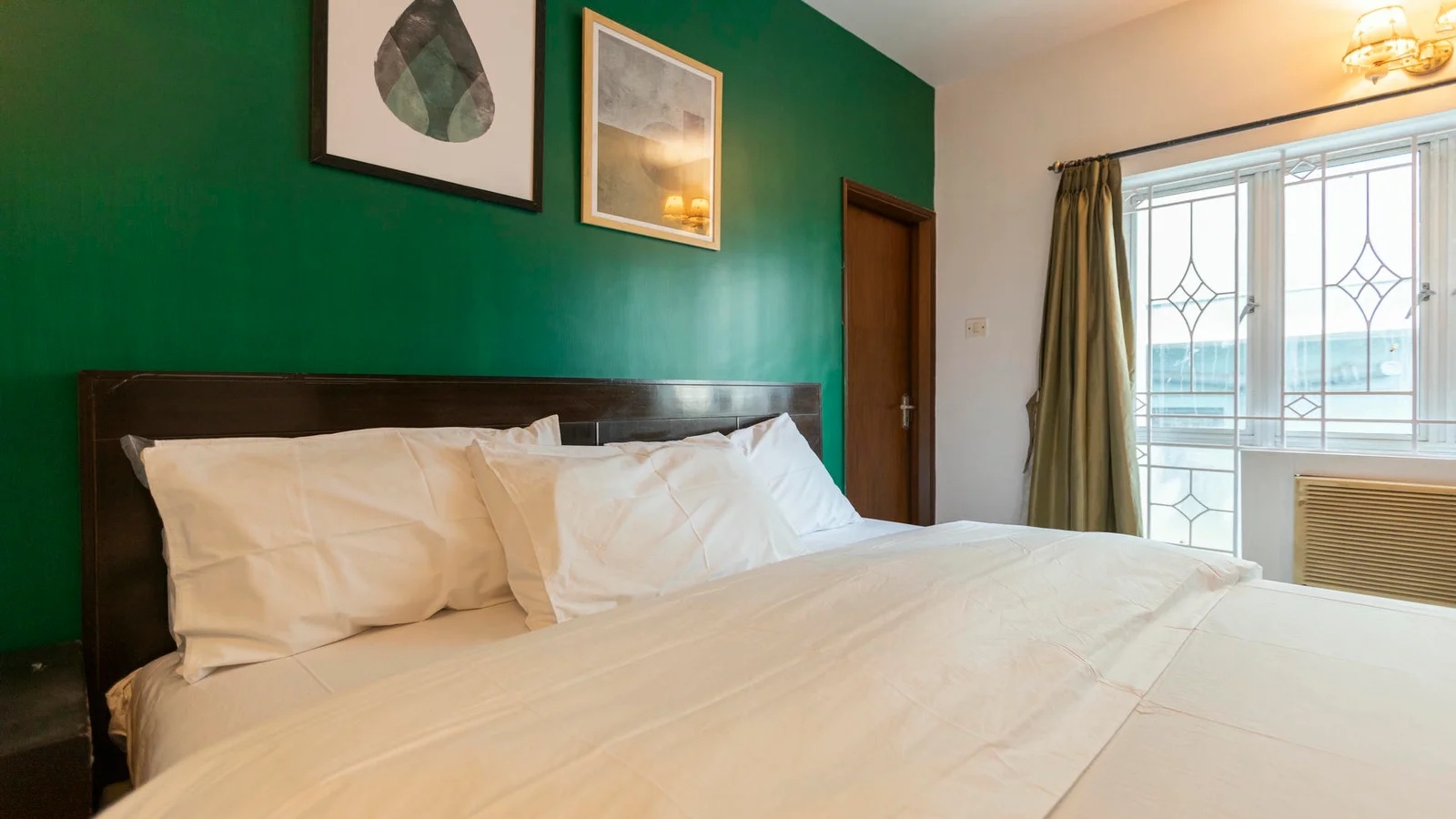 2 Bedroom Serviced Apartment in Bhowanipore
