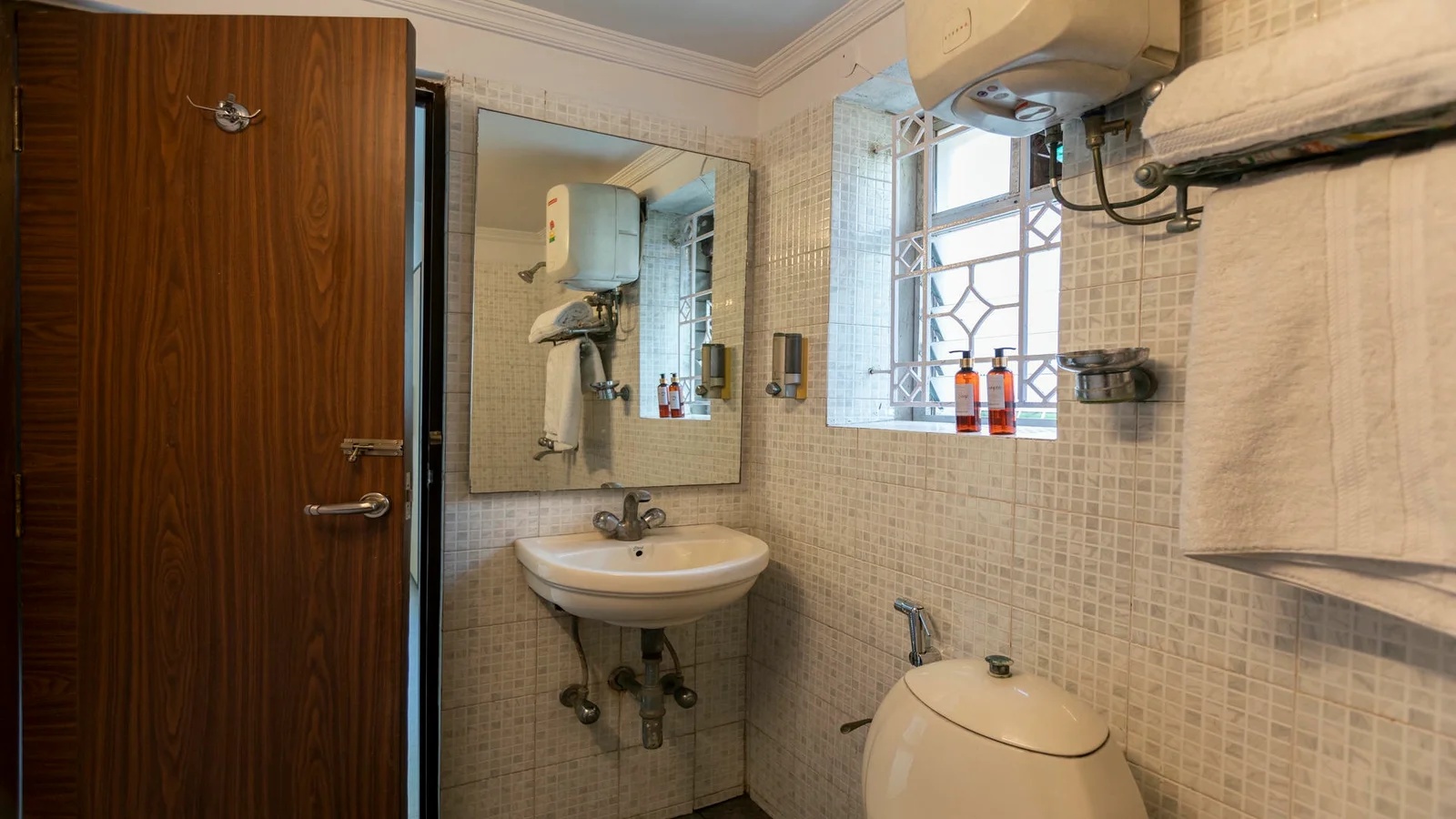 2 Bedroom Serviced Apartment in Bhowanipore