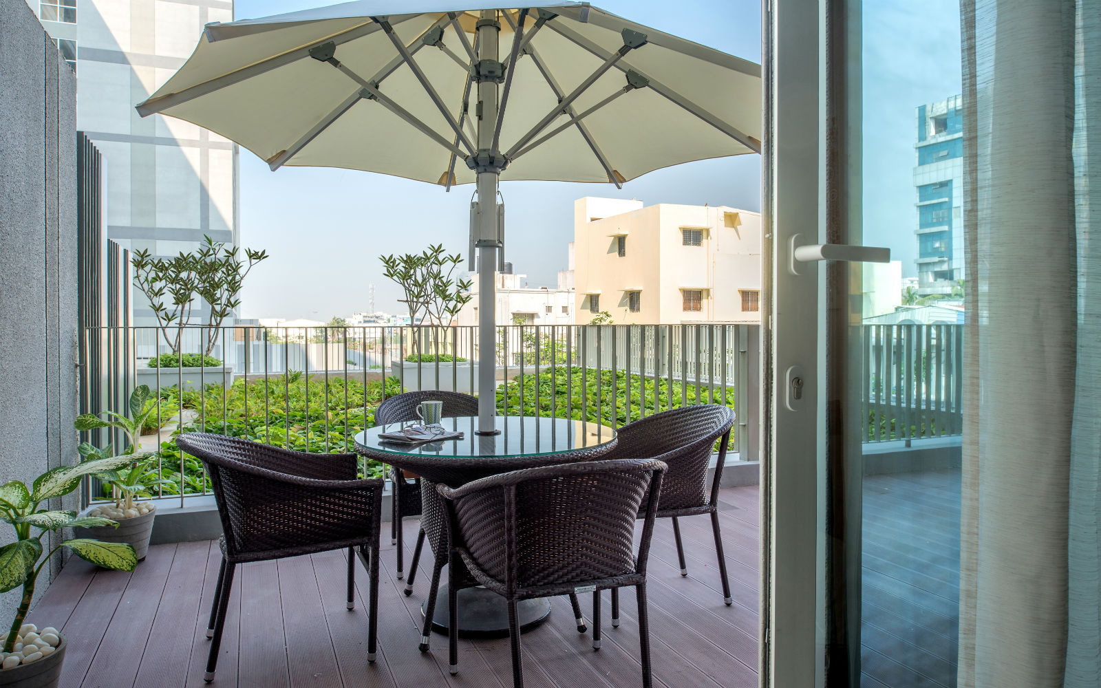 Luxury Aparthotel in OMR