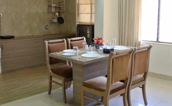 Deluxe 1 Bedroom Apartment near Mumbai Airport.