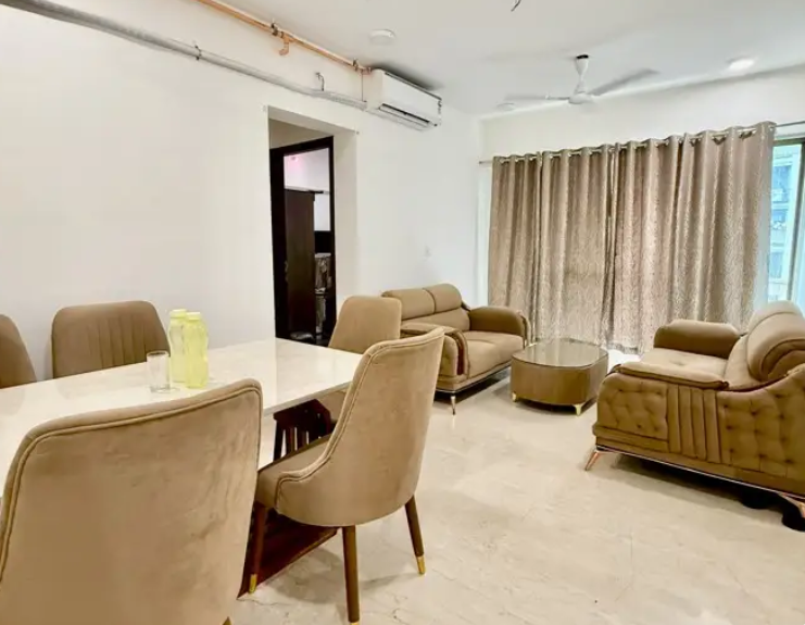 Imperial 2 Bedroom Apartment in Worli