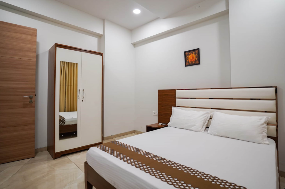 Elite 3 Bedroom Apartment in Kharghar