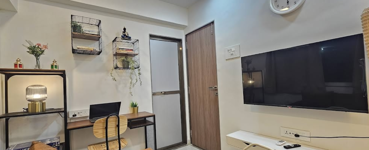 Serviced Apartment @ Khar West