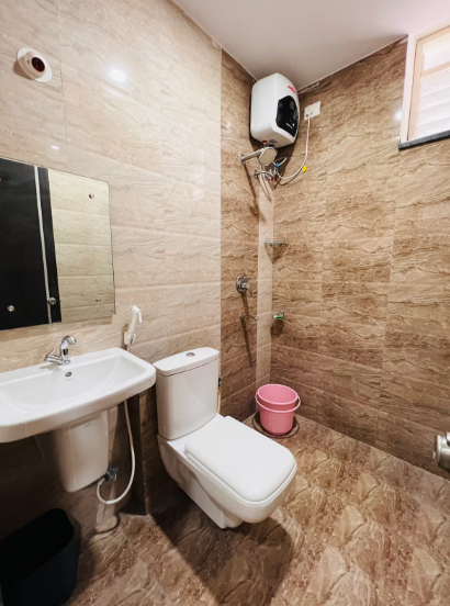 4 BR Spacious Serviced Apartment