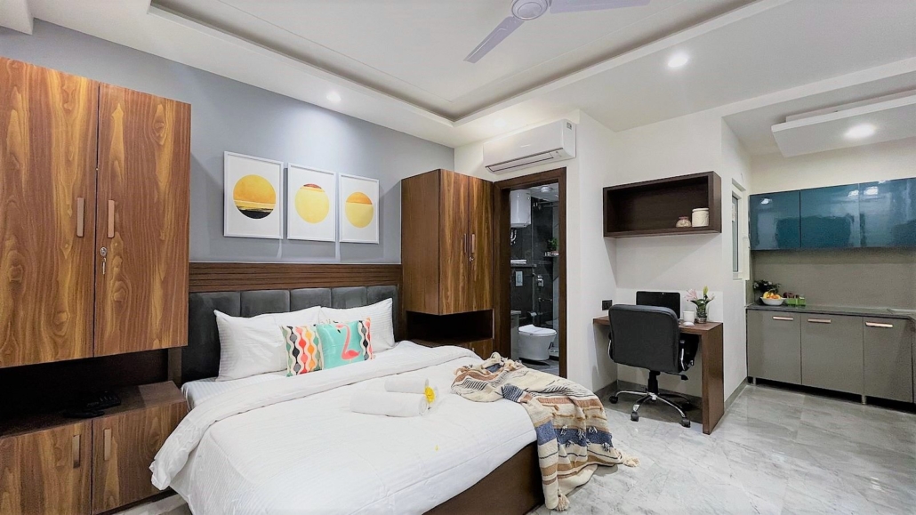 Studio Apartment in DLF Cyber City