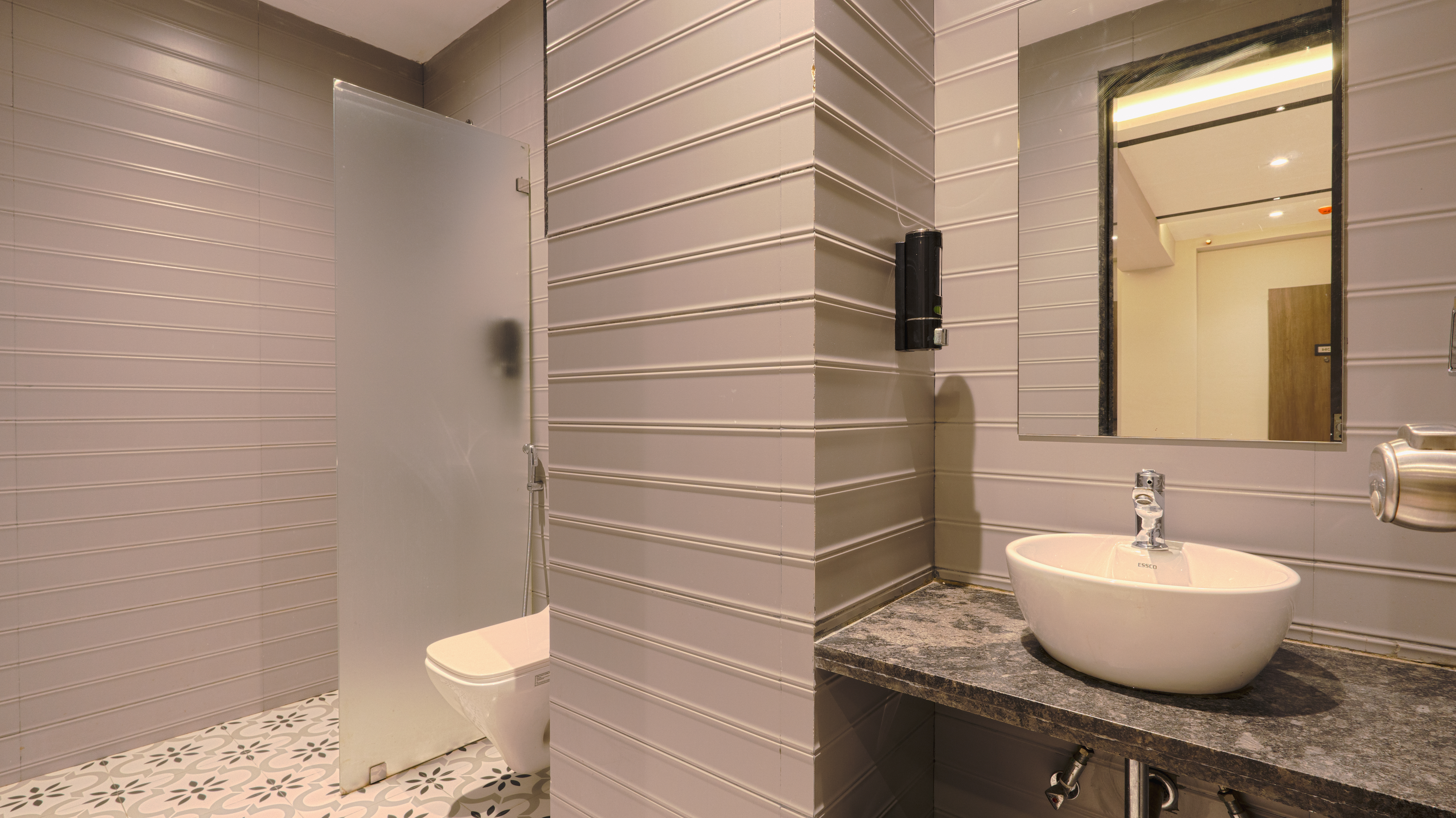 Business Aparthotel in Magarpatta