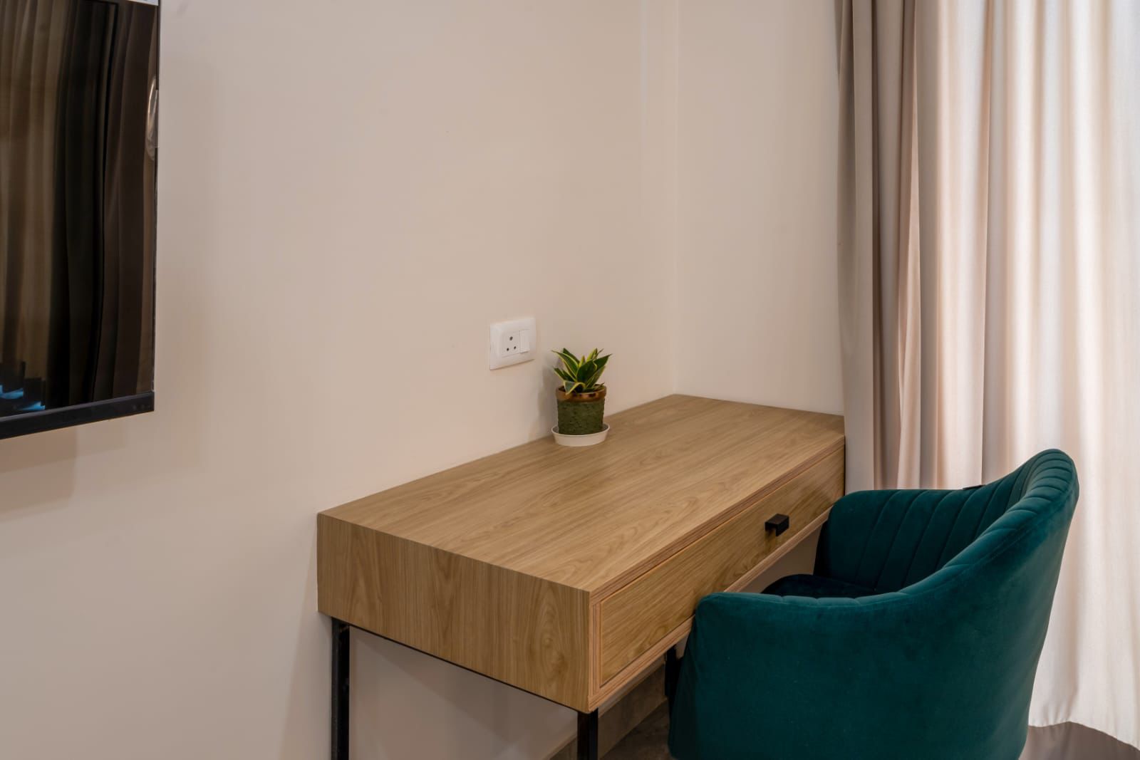 Elite Serviced Apartment in Sector 53