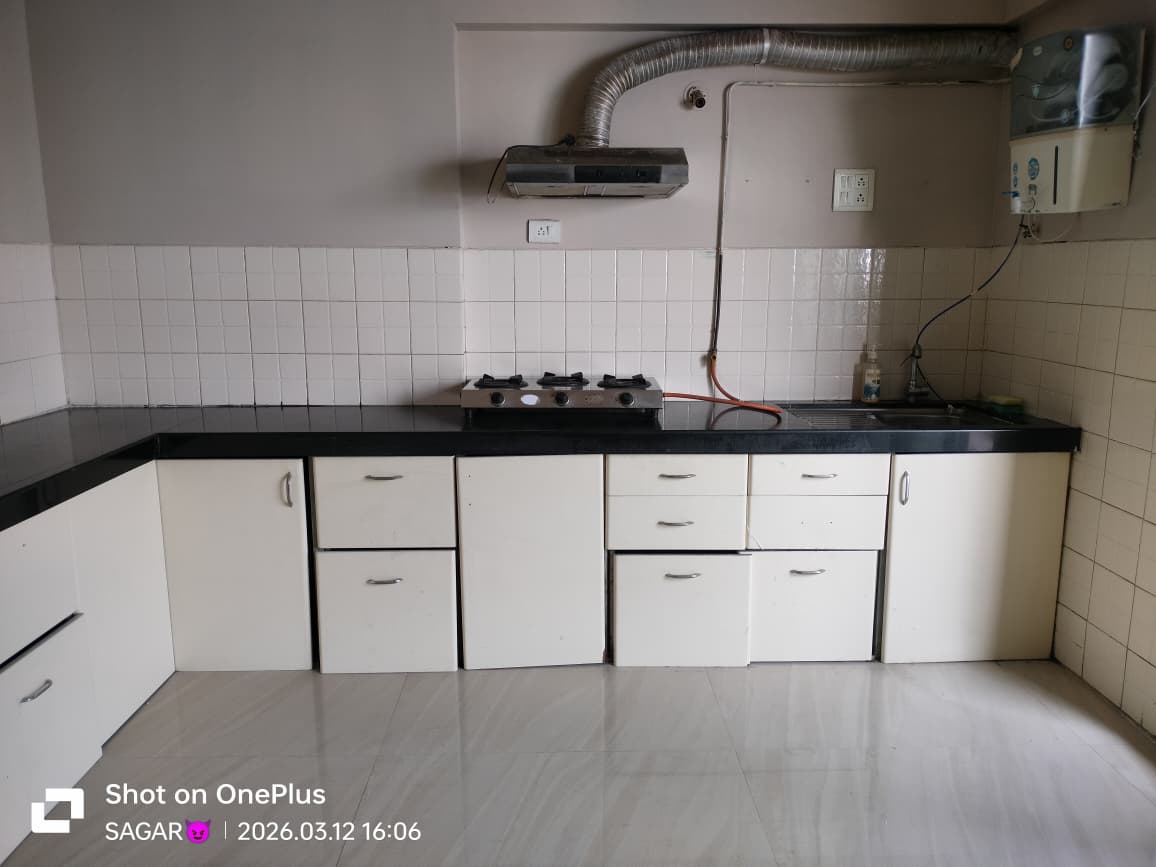 Multisharing Apartment in Nerul
