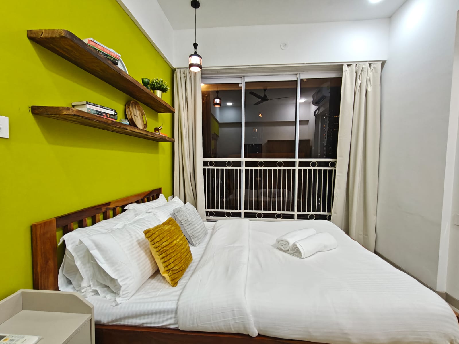 Premium 2 Bedroom Apartment in Dadar West