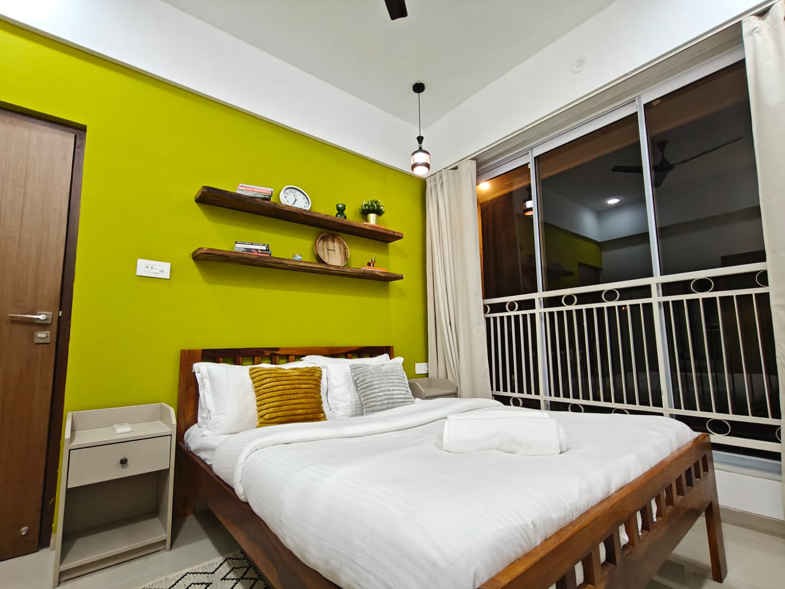 Premium 2 Bedroom Apartment in Dadar West